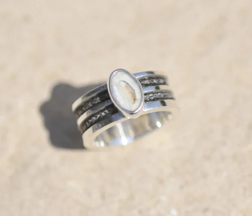 horsehair ring horse tooth