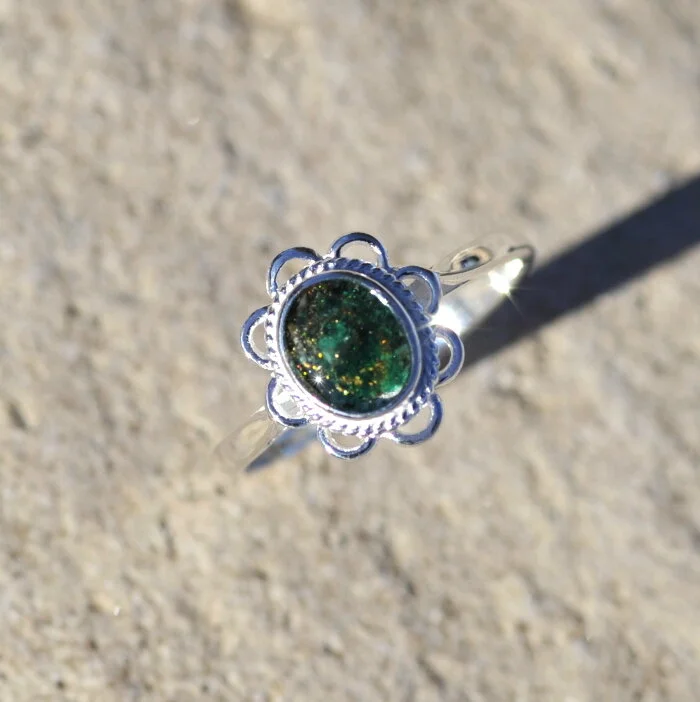 cremation ash ring emerald