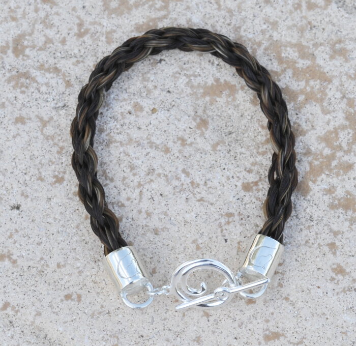 8rounslogowaveclasp.jpg