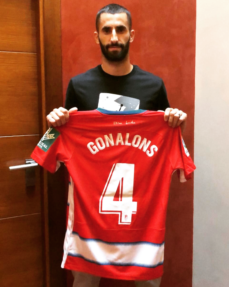 M. Gonalons maillot R.PNG