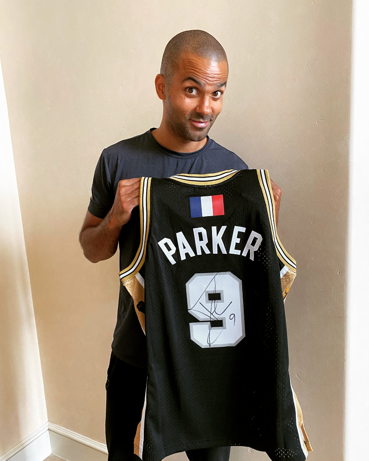 T. Parker maillot R.PNG