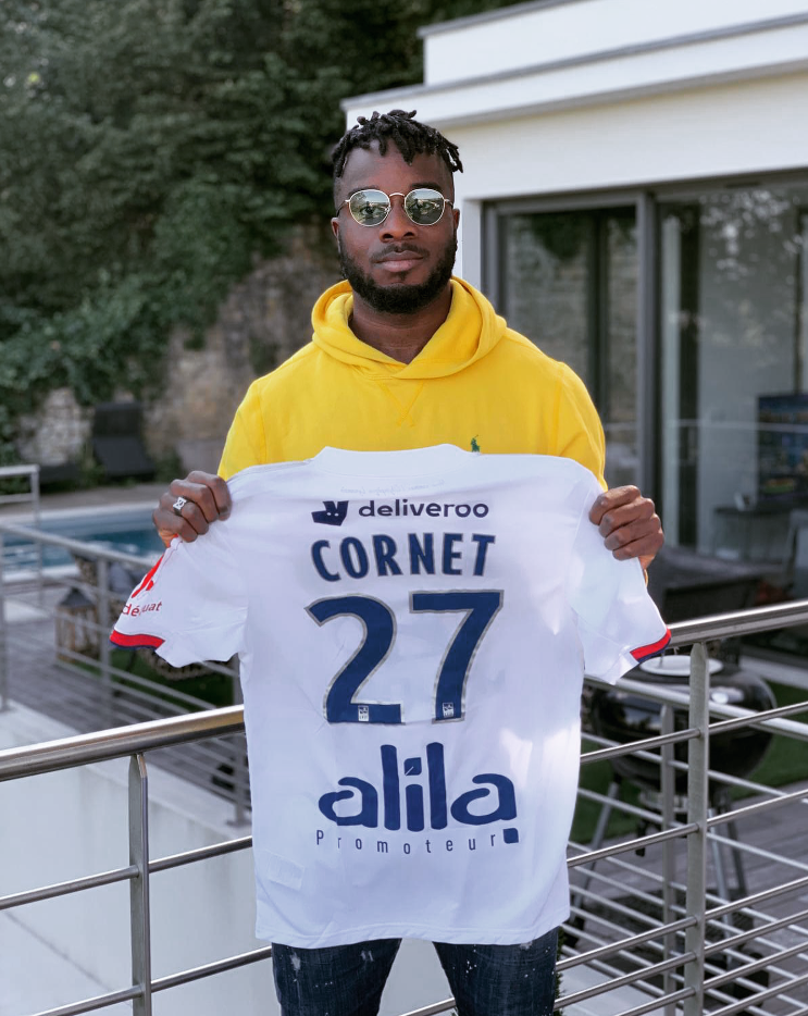 M. Cornet maillot photo officielle.PNG