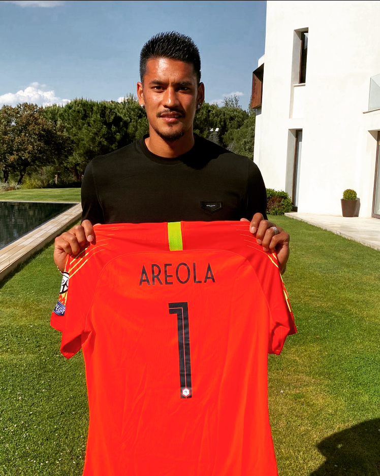 A. Areaola maillot 2.PNG