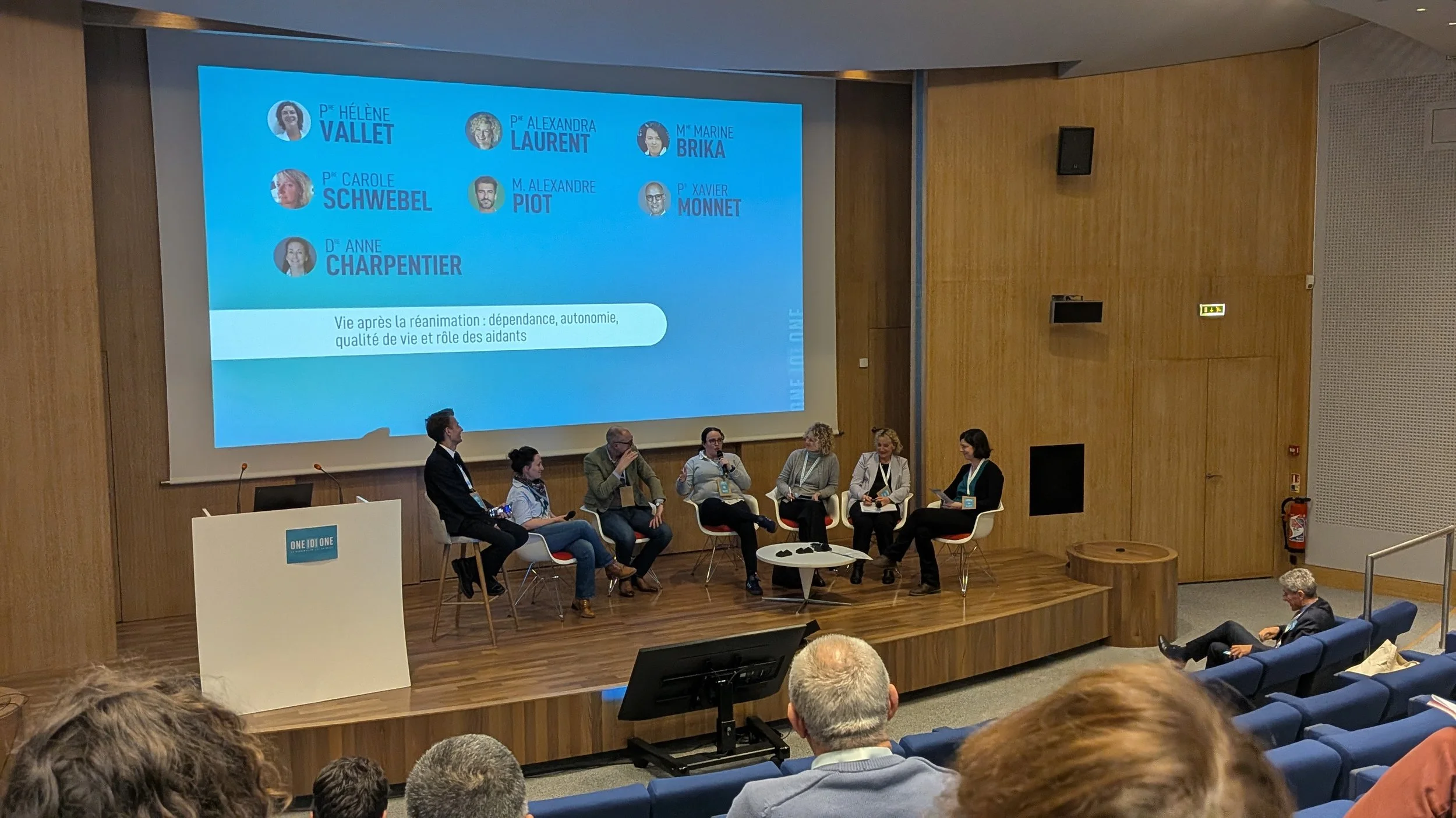 Photo_table_ronde_vie_après_réanimation_5 (1).jpg