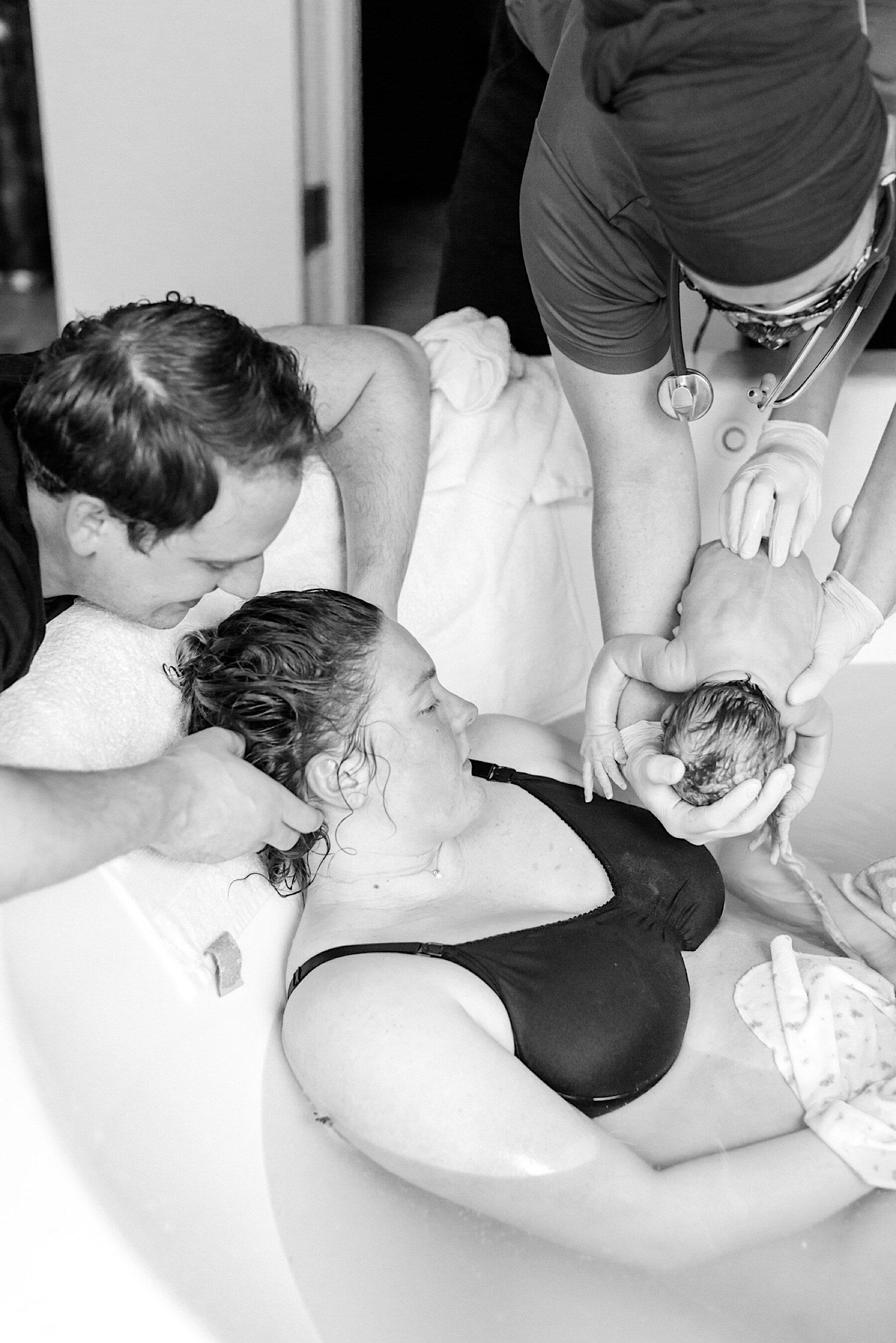 Unmedicated Birth Center First Time Mom Birth Story Photos Megan Kelsey-326.jpg