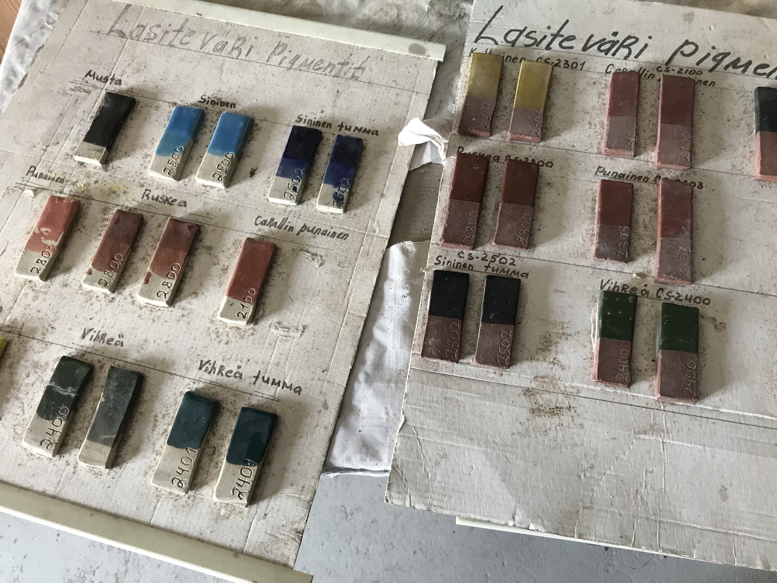 Factory_Glaze_test_pieces_TC.JPG