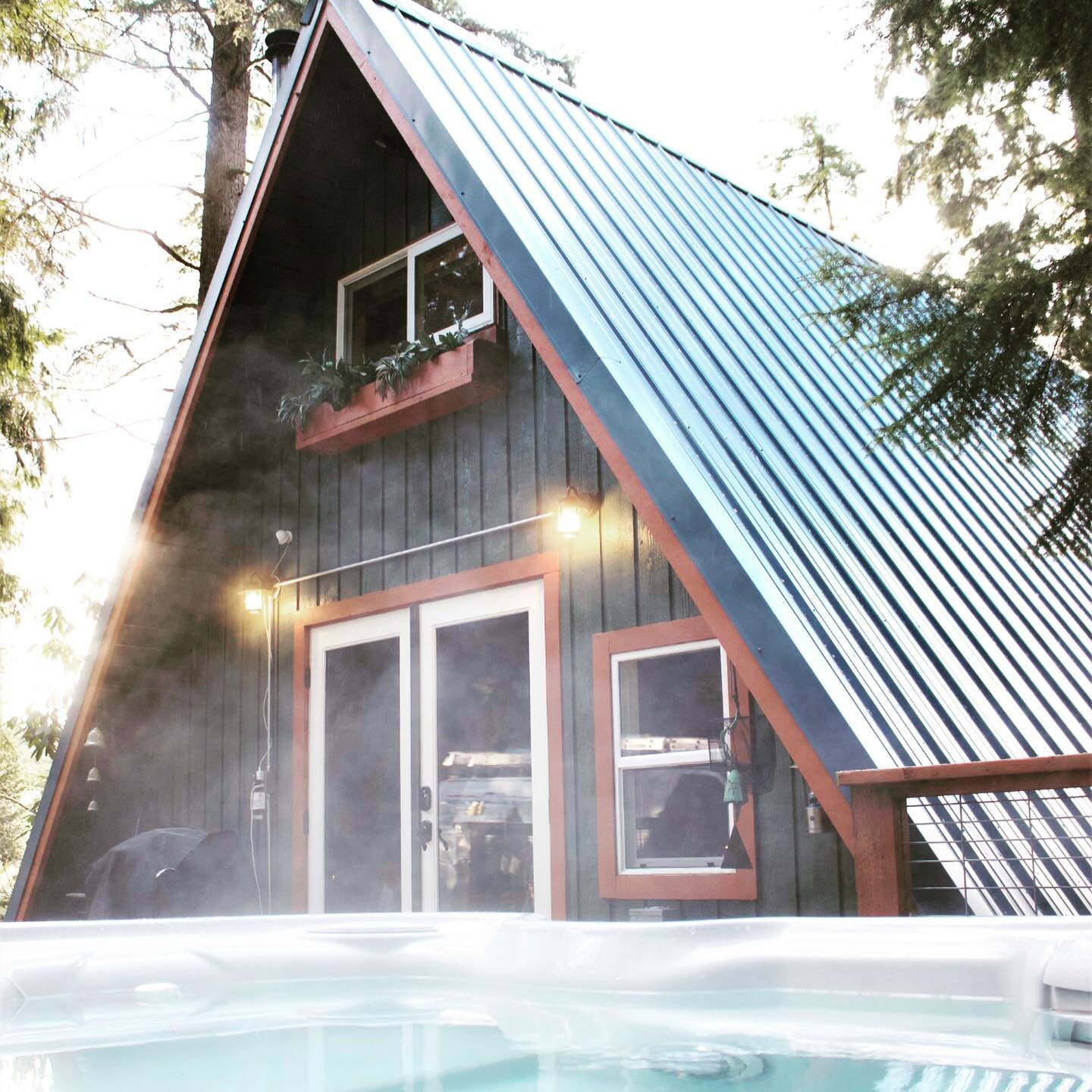 This hot tub...all...day...long 👏➡️swipe for all the pics #wanderaframe