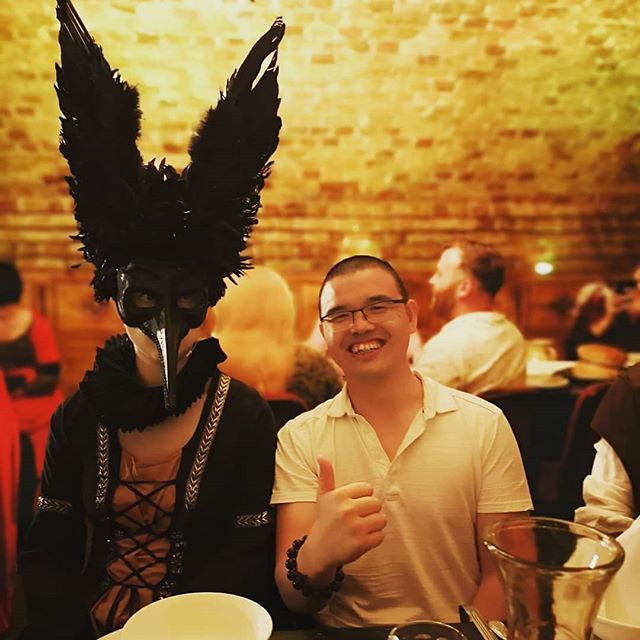 If your looking for a fun night out then @medievalbanquet is a great place to go. Fun night out with some of the @tanglongshaolinkungfu students #goodtimes #happy #london #st.katherinesdock #eating #fancydress #knights #drinking @shifuhengwei