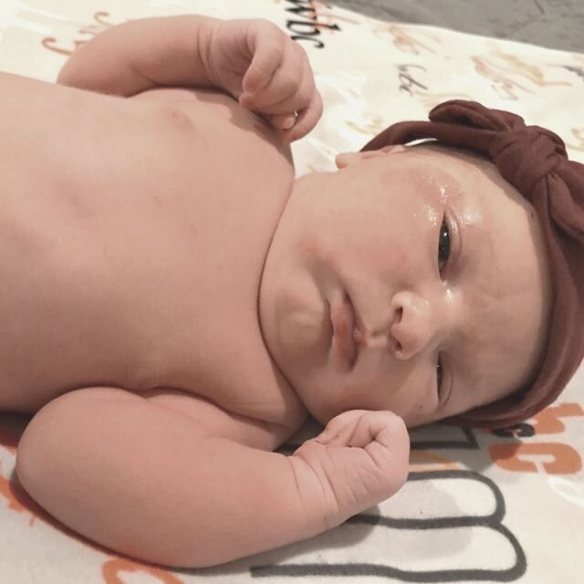 She has stolen our hearts. This well loved and longed for baby girl came earthside on 1/28/20 weighing 8#4oz⠀
⠀
Love Midwife Erica⠀
Midwife Dana ⠀
Midwife Carla ⠀
And birth assistant Cassy⠀
⠀
⠀
.⠀
.⠀
⠀
.⠀
.⠀
.⠀
.⠀
.⠀
.⠀
.⠀
#dfwmidwives #laboranddeliv