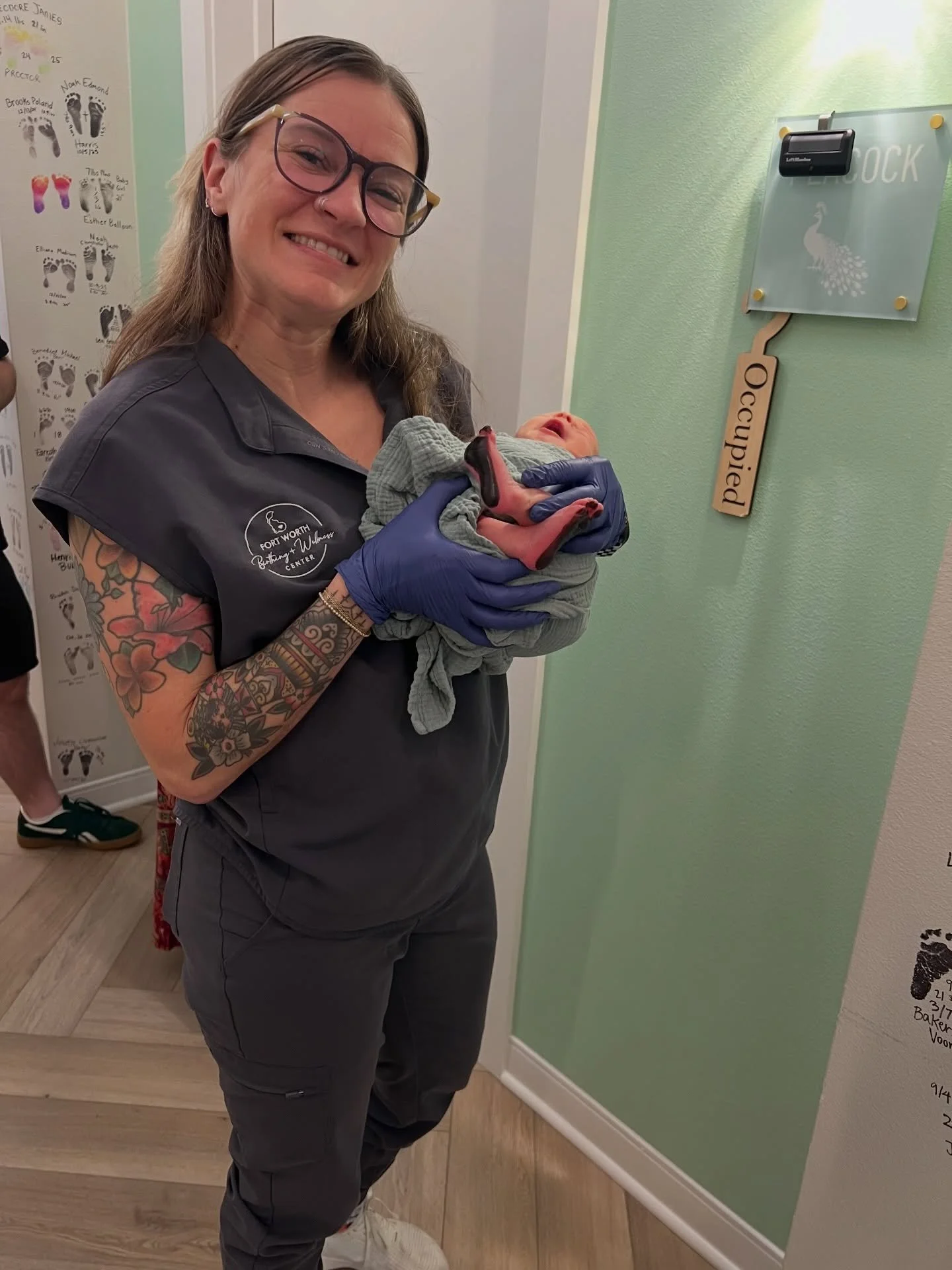 Another sweet set of footprints added to the wall! 🤍

#birthcenter #fwbirthcenter #midwifery #texasmidwives #texasbirthcenter