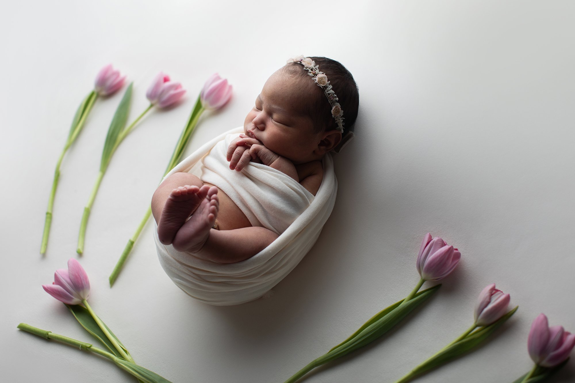 tulips and newborn 