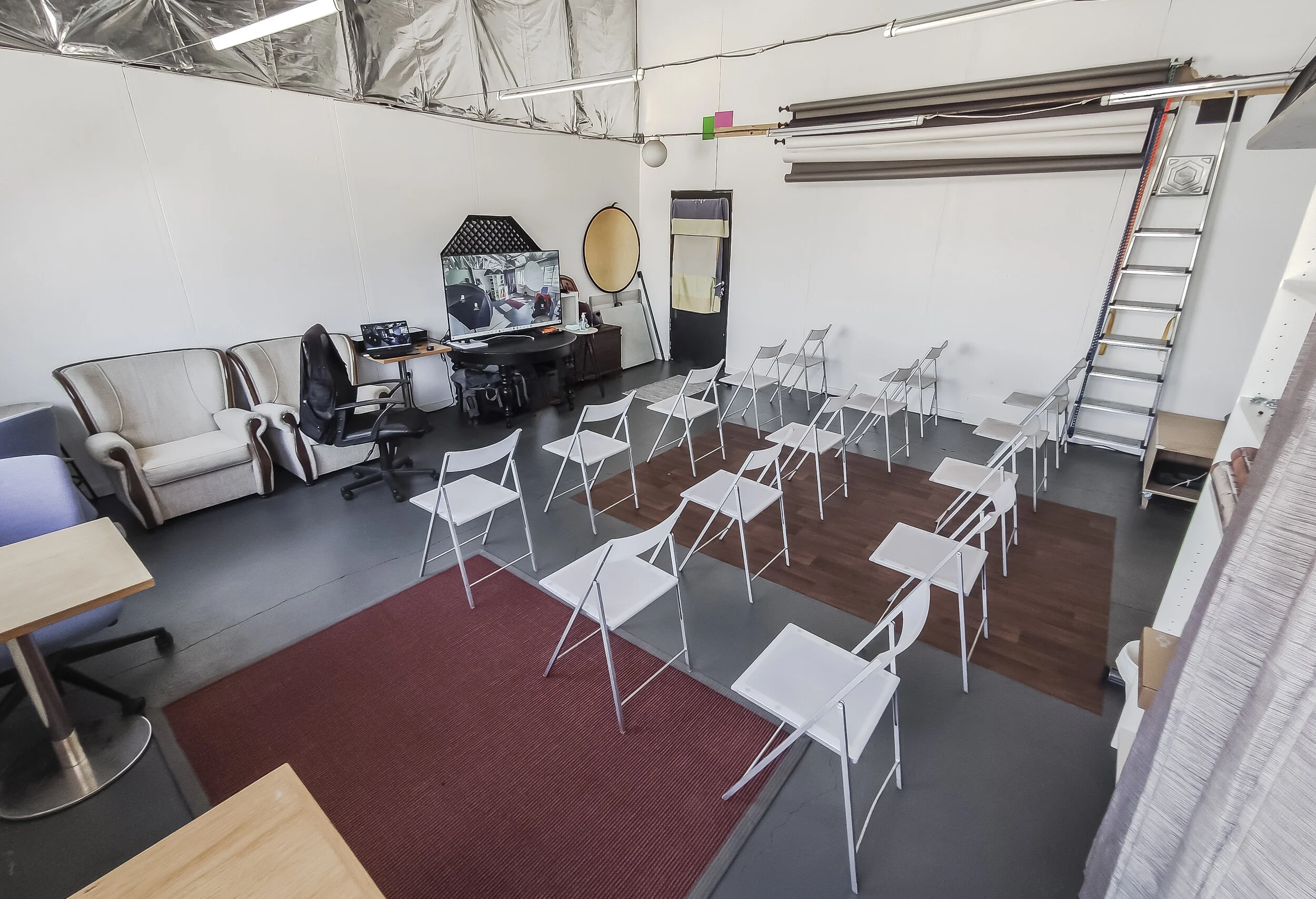 Iris Event Room007.jpg