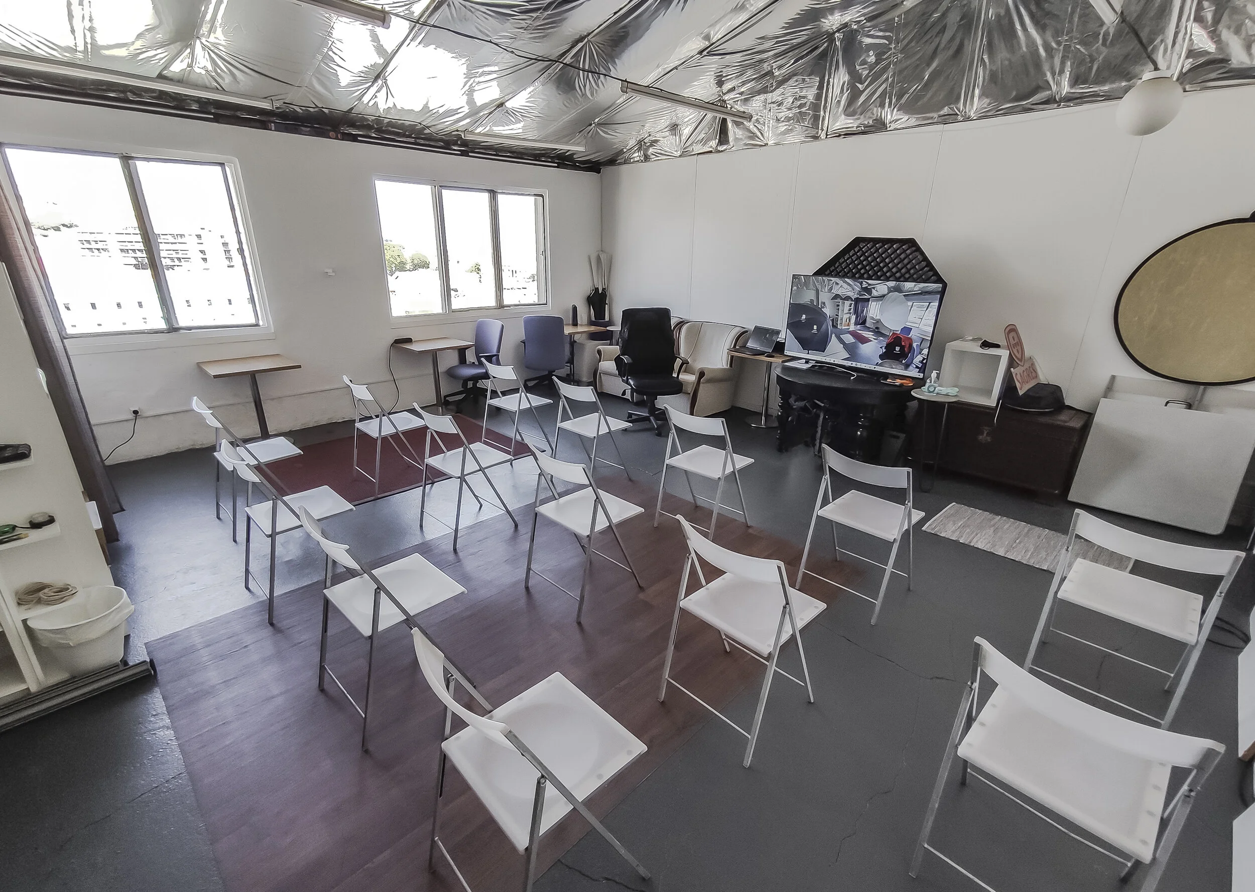 Iris Event Room008.jpg