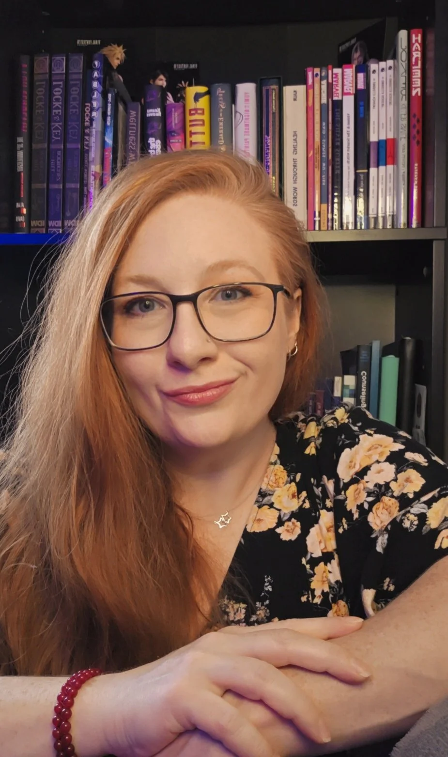 Phoenix Mussalow headshot