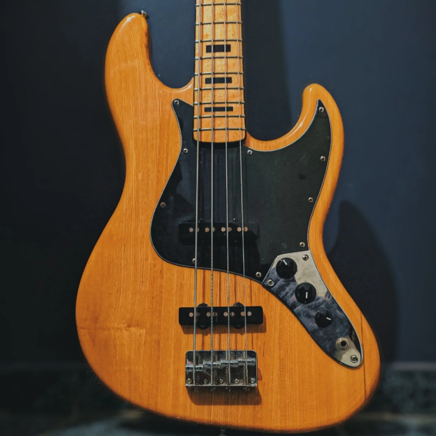 Bass Guitar Lessons in Maplewood