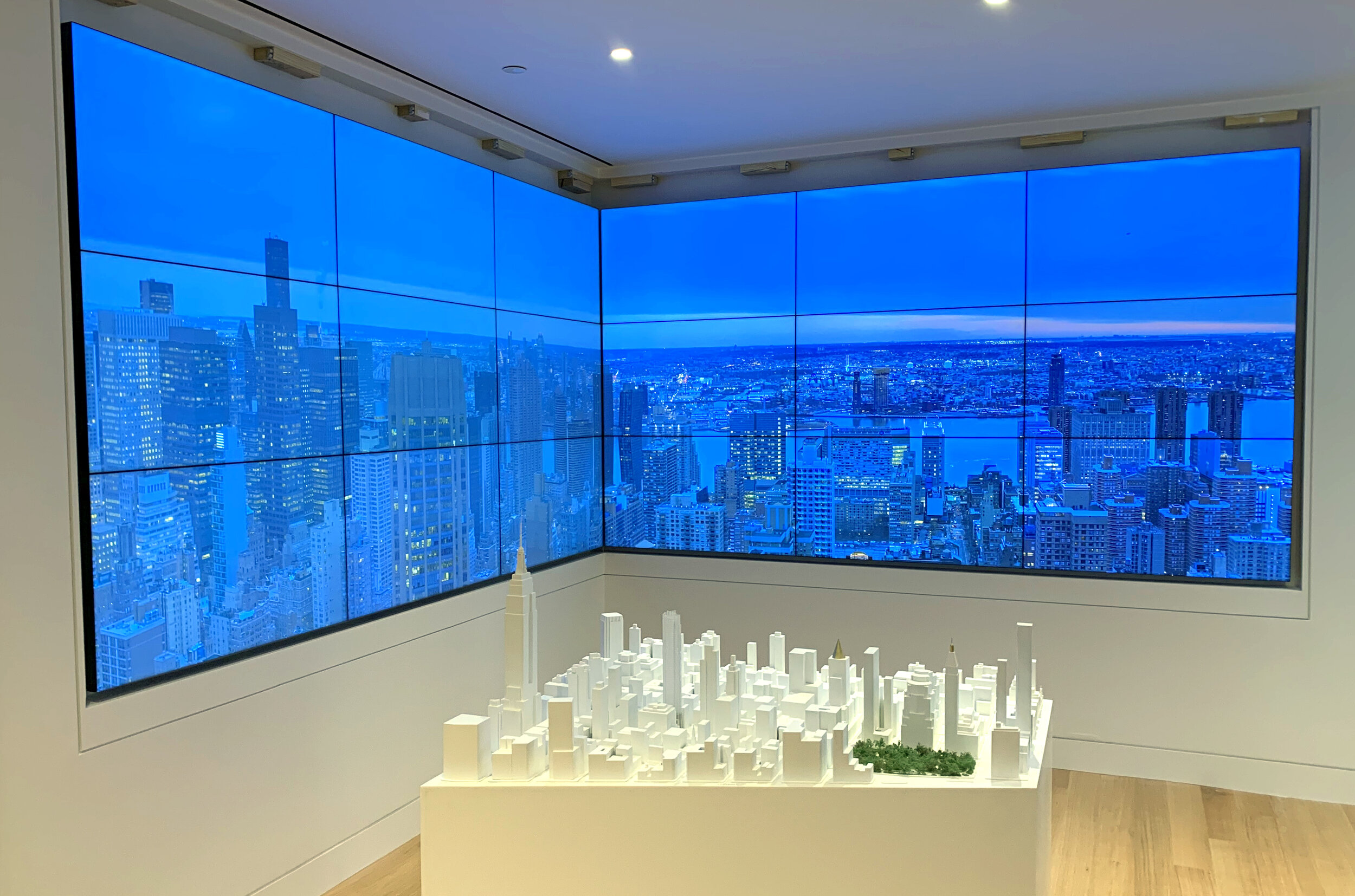 44 East 30th Street - Showroom