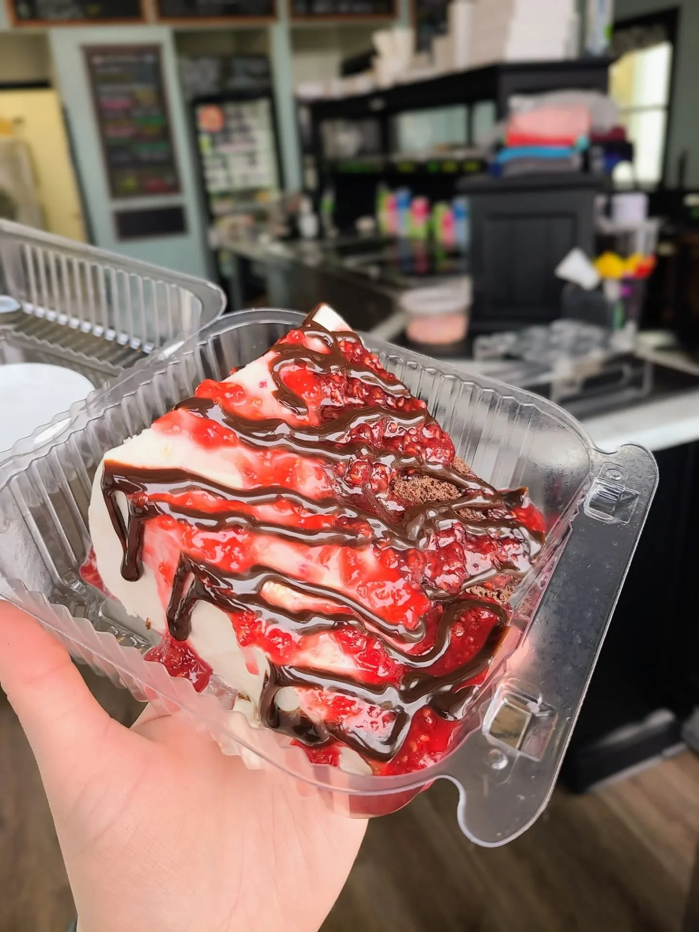 Swipe for some new heading into the freezer &amp; bakery case! We're here to make the blustery day a little bit better. ❤️

&bull; chocolate raspberry ice cream cake slices
&bull; Andes mint inspired creme pies
&bull; sprinkle cookie // chocolate bro