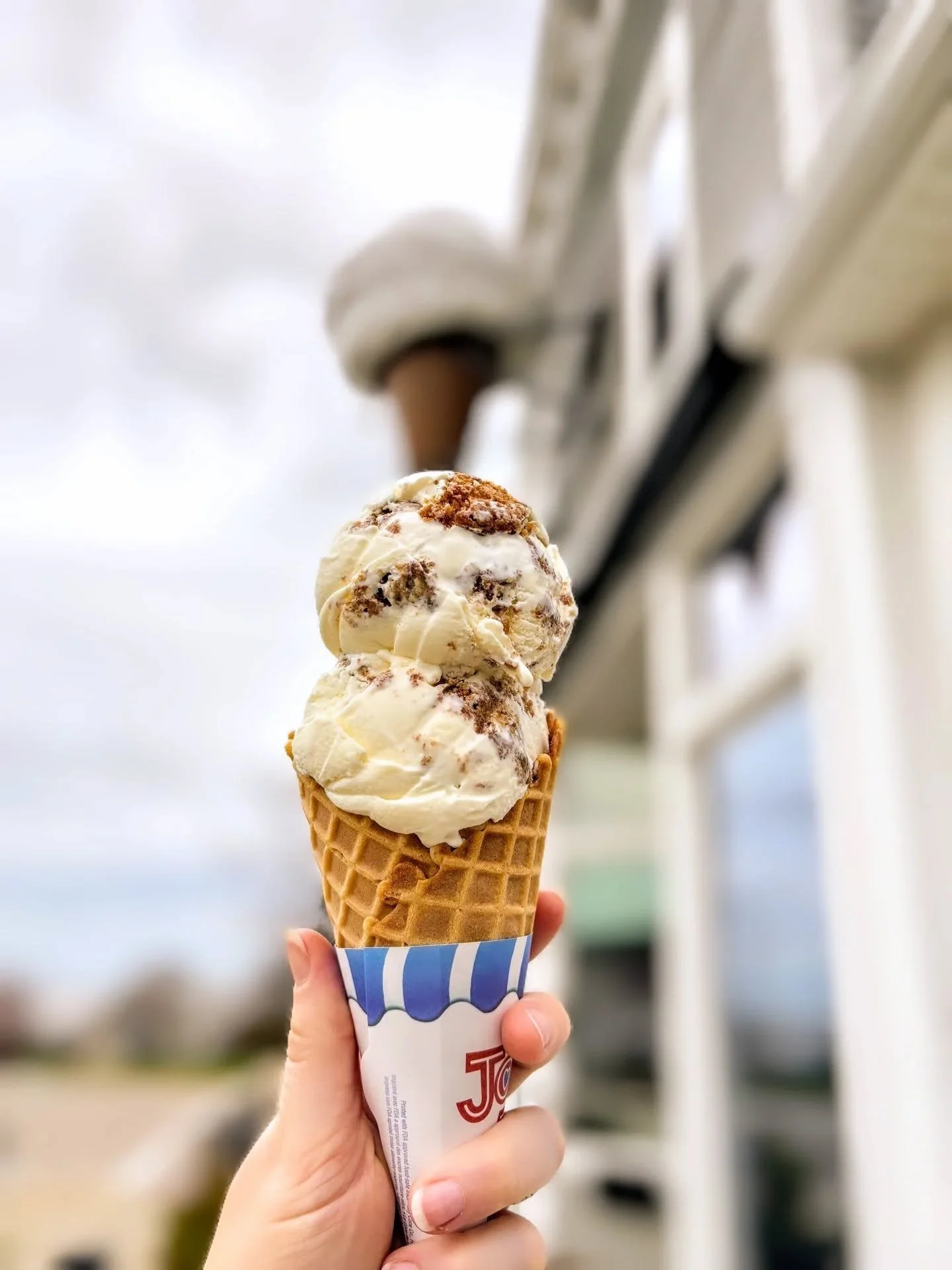 One more, for good measure...{ FLAVOR ALERT }
OATMEAL CREME PIE
&bull; vanilla marshmallow ice cream + our oatmeal cookie chunks mixed throughout &bull;
Y'all love oatmeal creme pies so much, we decided to make it into an ice cream.

Easter order pic