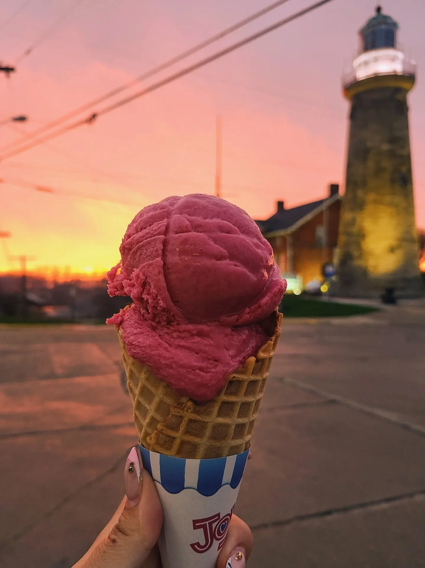 We've had some bustling nights lately and we're loving it! 

If I had two superpowers, one would definitely be knowing the weather ahead of time. Idk what the other would be...either being able to morph into any animal or teleportation.

What's yours