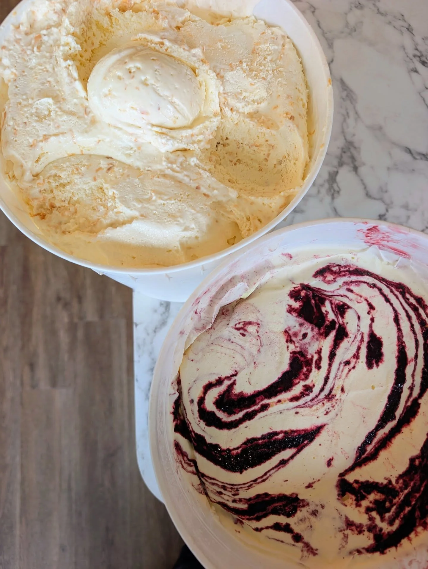 { FLAVORS ALERT } - hello MAY!

TOASTED COCONUT - toasted coconut ice cream with toasted coconut mixed throughout 

LEMON BLACKBERRY - lemony ice cream + house blackberry jam streaks
Again - our vibes this week was bright and spring/summery...sorry M
