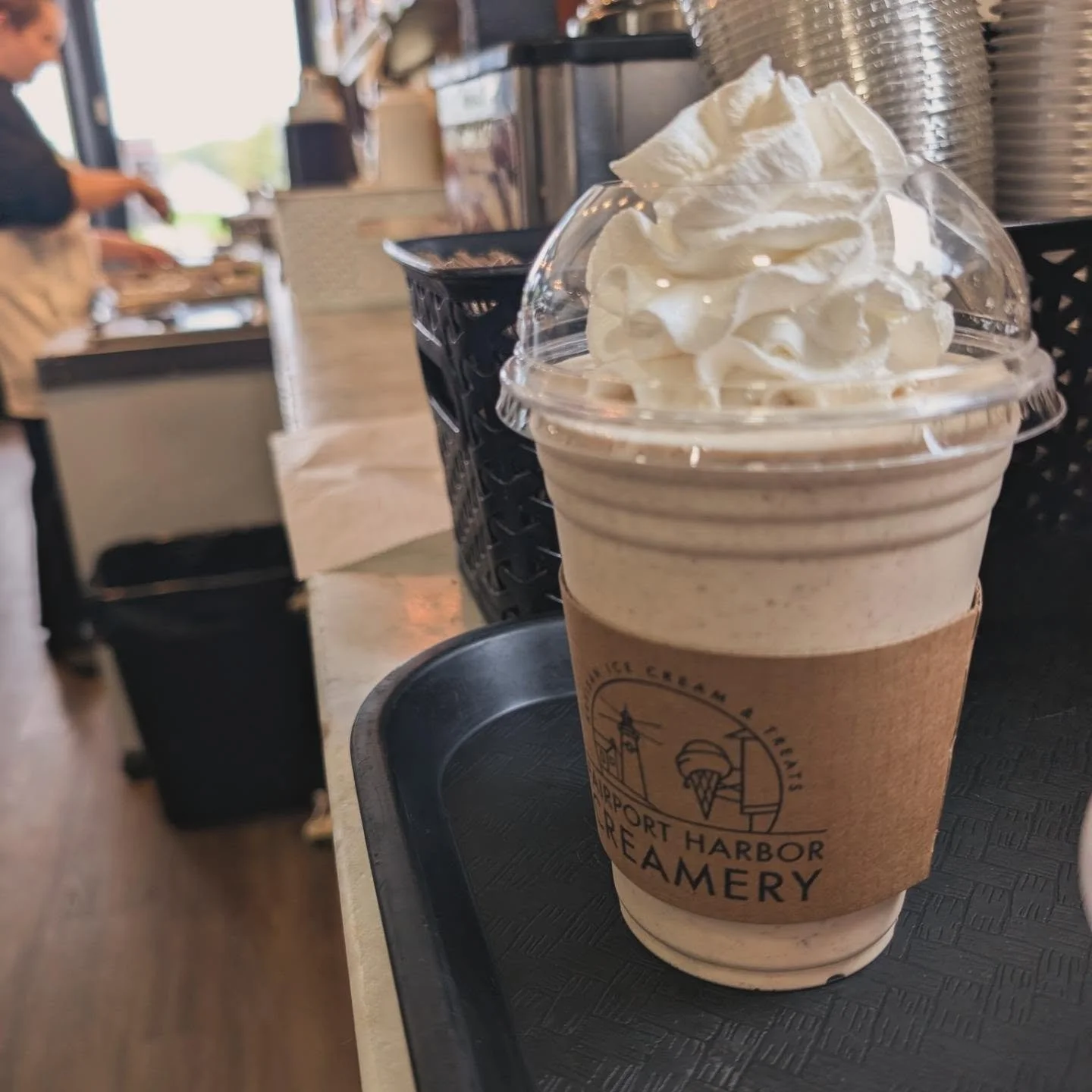 Some people start their Monday with a boozy apple cake shake with some Myers rum...and we love that.

Happy last day of summer...the weather got the memo. We'll be here with all the bakes and ice cream, 7 days a week, rain/snow/wind/shine!

CURRENT H