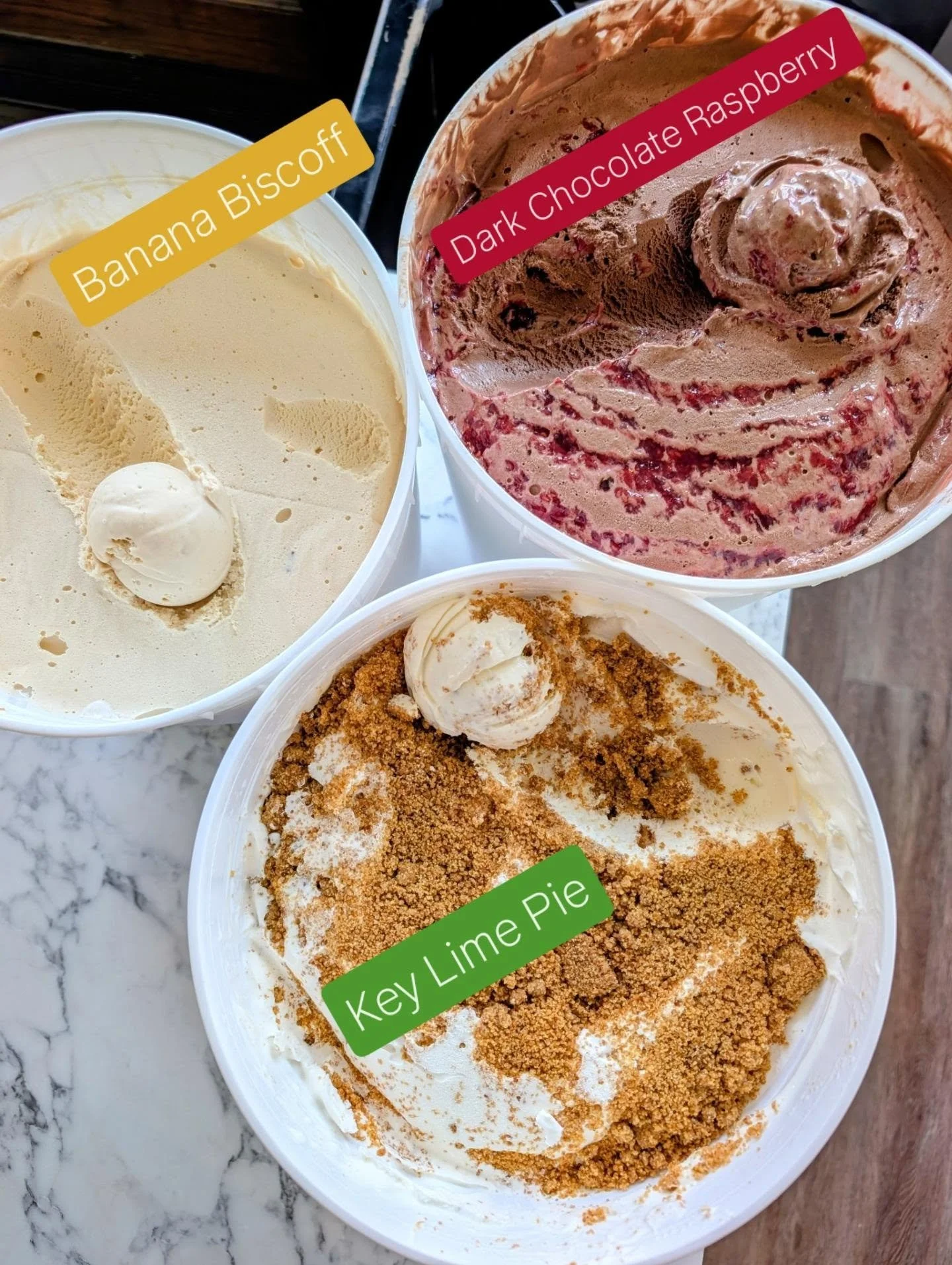 In October, we love tricks AND we love treats...
{ FLAVORS ALERT }

KEY LIKE PIE
&bull; pure key lime &amp; lime zest ice cream + house graham crumbles &bull;

DARK CHOCOLATE RASPBERRY 
&bull; our darkest chocolate ice cream + house raspberry jam str