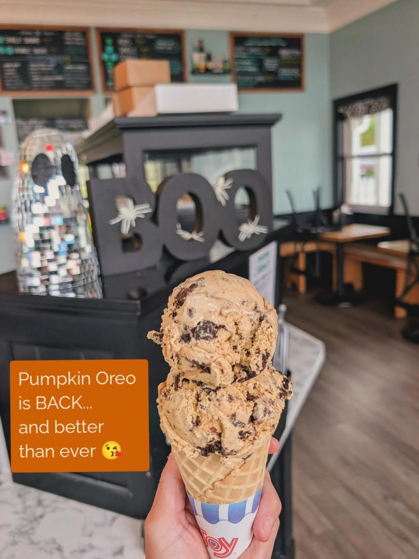 PUMPKIN OREO IS BACK!
&bull; pure pumpkin and pumpkin spice ice cream + Oreo chunks &bull;

How is it better? We've swapped from a pre-mixed pumpkin ice cream base we used to purchase, to making our own with: Libby's pumpkin, pumpkin pie spices, salt