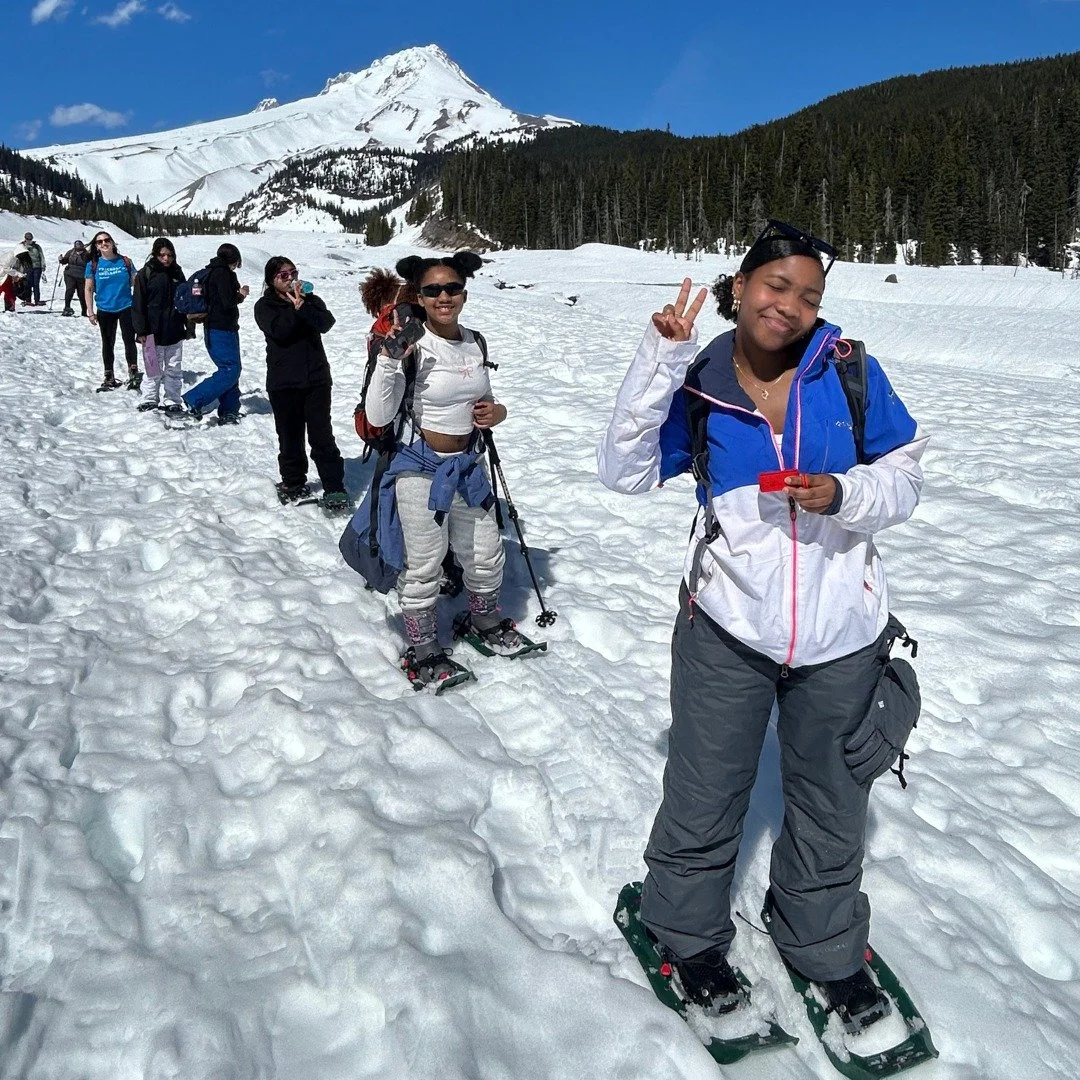 Great vibes &amp; sunshine! 🌞
We're so excited to return to Mount Hood for another sunny weekend playing in the snow with Friends of the Children! @friendspdx provides mentorship for youth starting as early as elementary school; however, on A-W-L ad