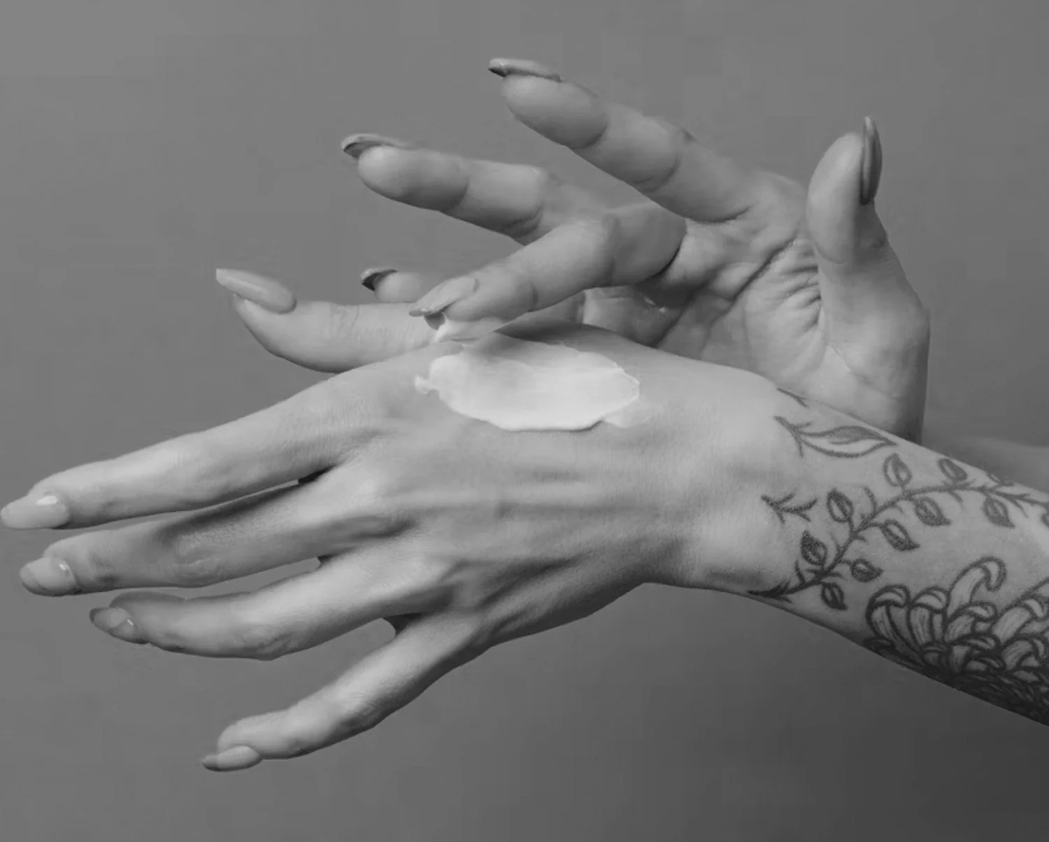 Keep Your Hands in Check: Why Fall Calls for Better Hand Care