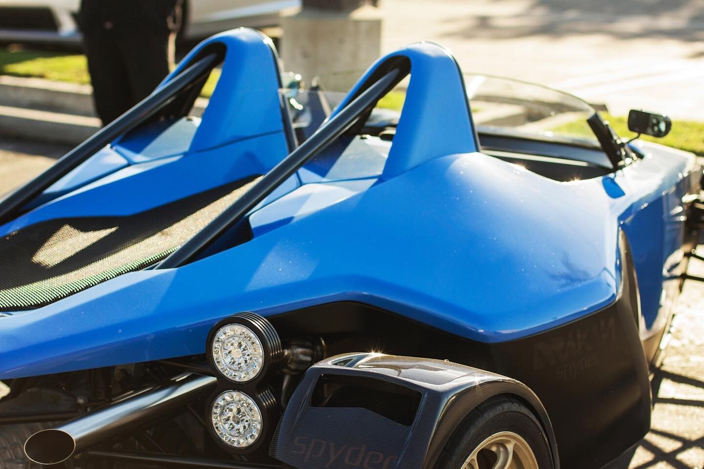 #tbt to when the Drakan Spyder was featured in an episode of Jay Leno&rsquo;s Garage. It&rsquo;s hard to believe this was half a decade ago! Drakan Spyder&rsquo;s design was a collaborative effort between Sector 111 and our team here at Zukun. We des