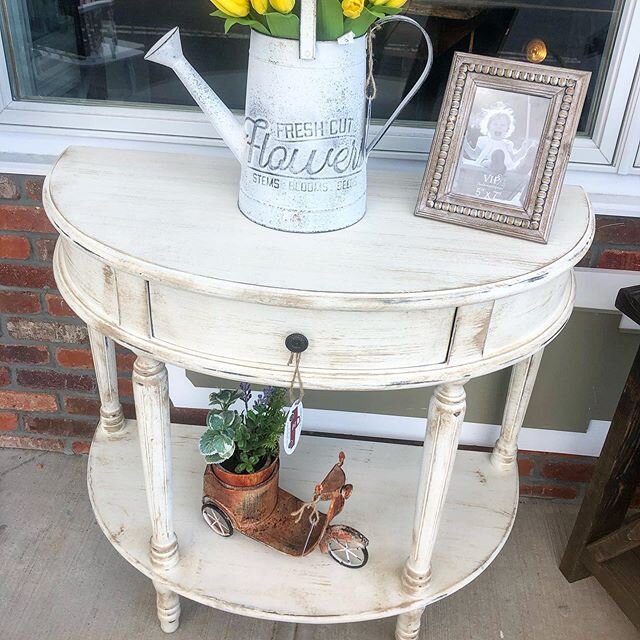 This half- moon, rustic, off white, distressed table will be the perfect piece to greet your guests in your entrance hallway. Come see this pick in person. Open this Thursday from 10-4!