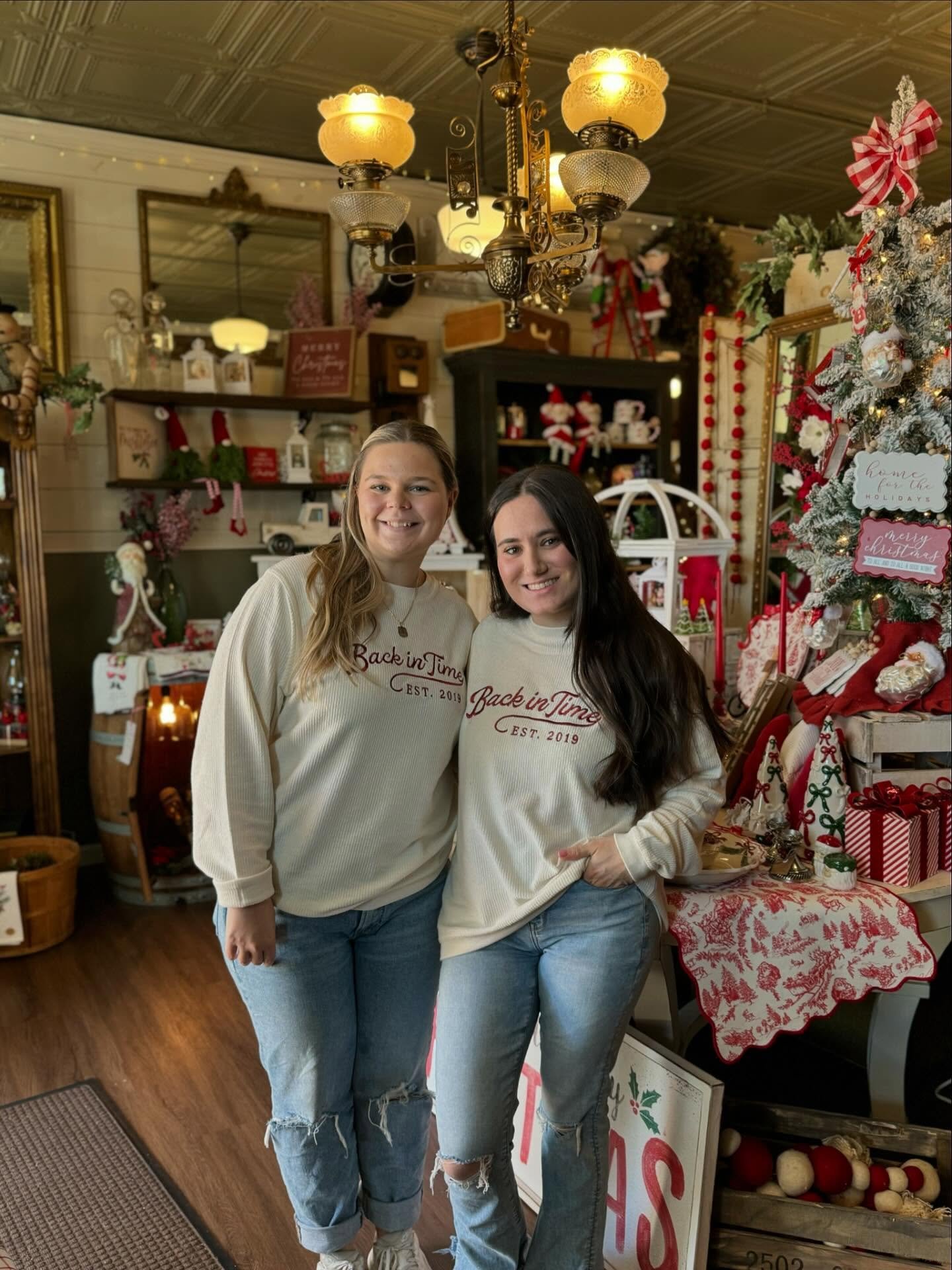 Our very own staff styling our Back in Time ribbed sweatshirts! So cozy &amp; comfortable for the winter season! Get a shirt &amp; gift card set for the perfect Christmas gift!🎁

Custom embroidery thanks to @dearlythreaded 🪡
.
.
.
.
.
#backintime #