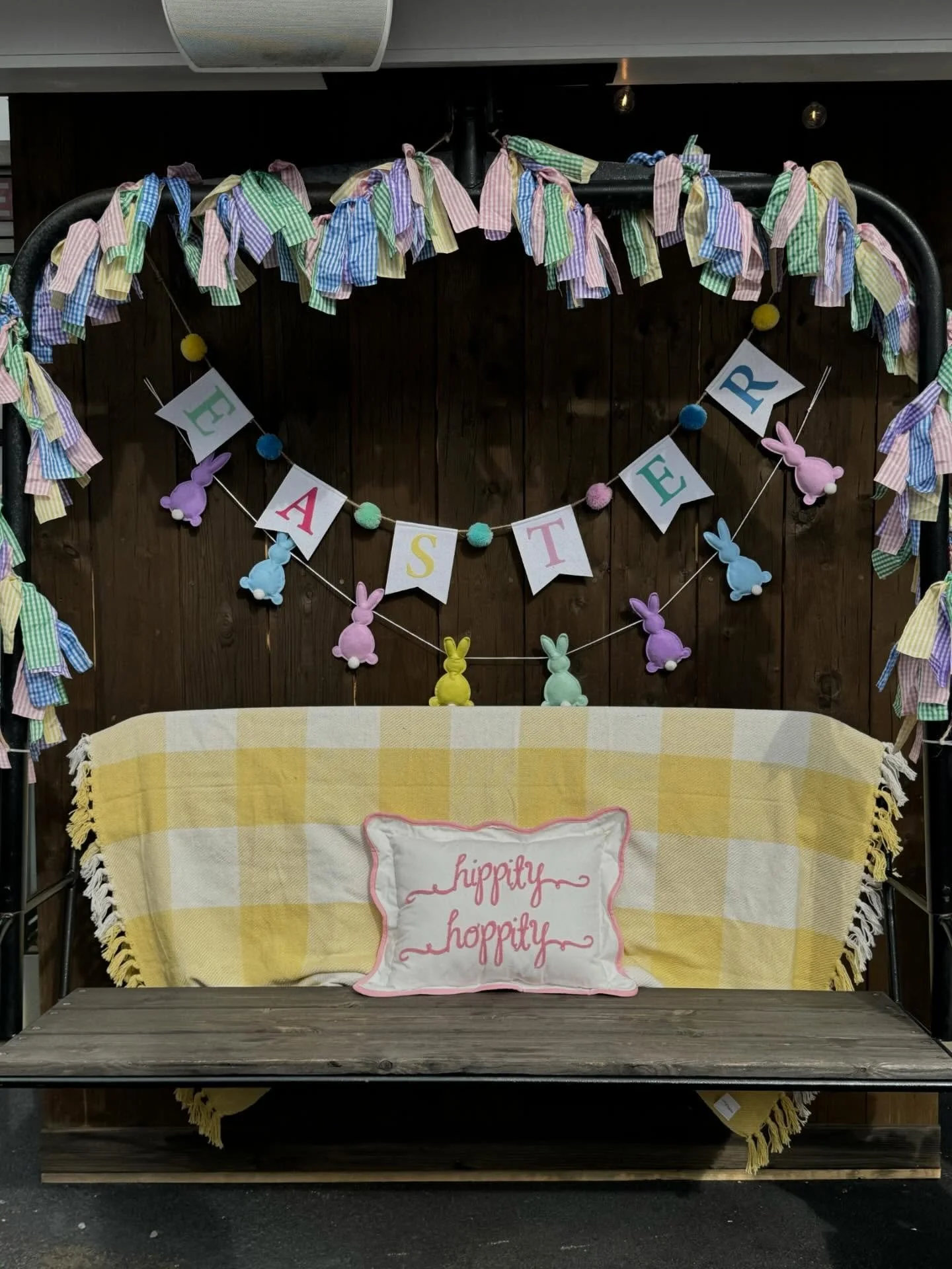 Happening TODAY 🐰🌸
Come meet the Easter Bunny 11AM&ndash;1PM &amp; snap your own pics in front of our adorable Spring set up!

Shop with your surprise egg discount + our 20% OFF Easter sale 🎉

Grab a sprinkle bunny cookie &amp; goodies from Elise&