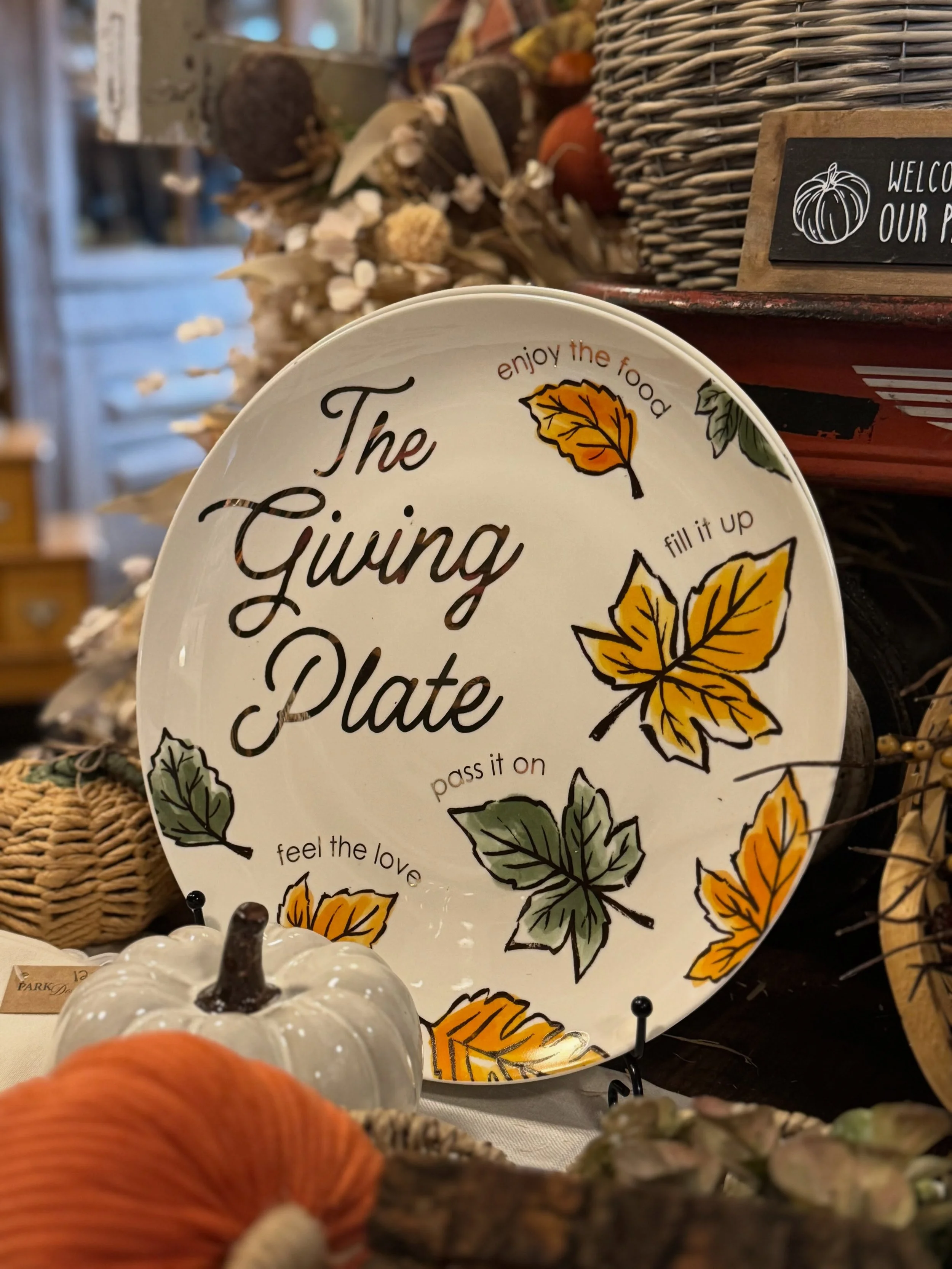 Happy Monday🧡 Our Giving Plate is the perfect touch to fall season✨

Visit us this week and don&rsquo;t forget our Fall Festival this Saturday, September 19th from 11am-3pm! Join us for a fun filled family day 🍂🌽
.
.
.
.
.
#farmingdaleny #nassauco