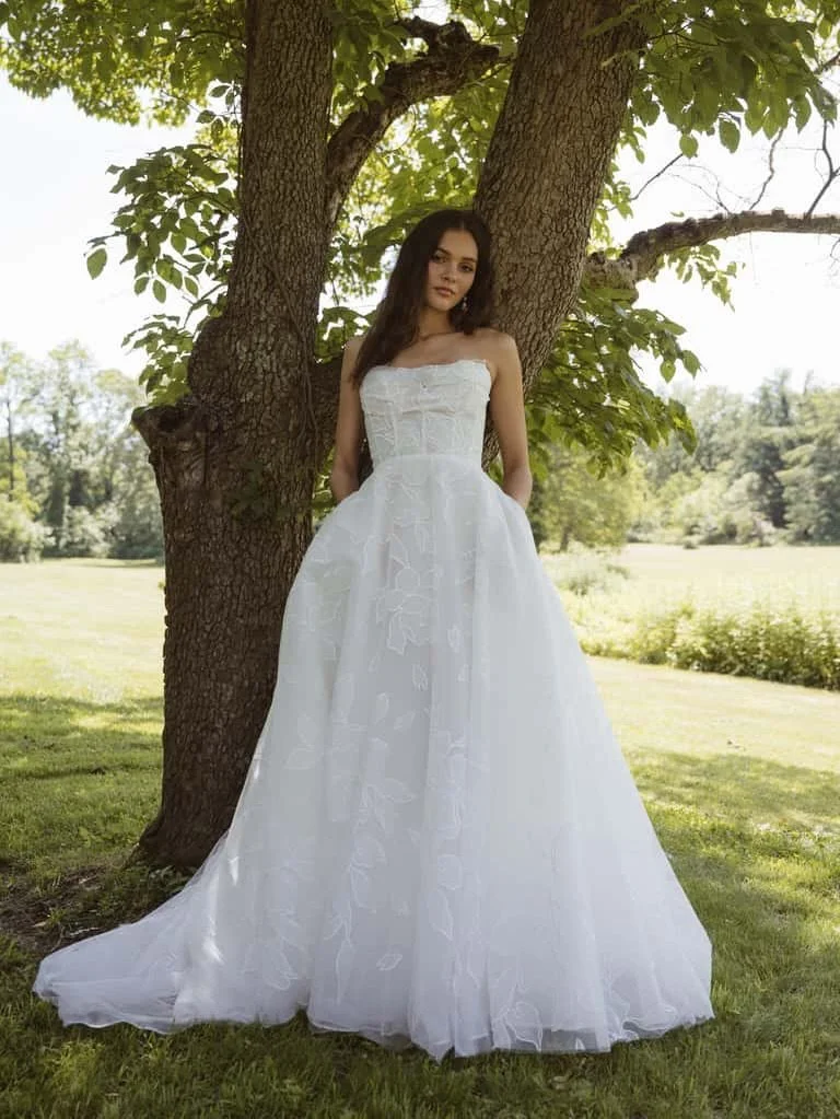 Meet Lorelai🤍

Softly romantic with a modern edge, Lorelai by Jenny Yoo feels like something straight out of a garden daydream. 

Timeless, graceful, and quietly unforgettable. Lorelai is for the bride who wants her look to feel natural &amp; elevat