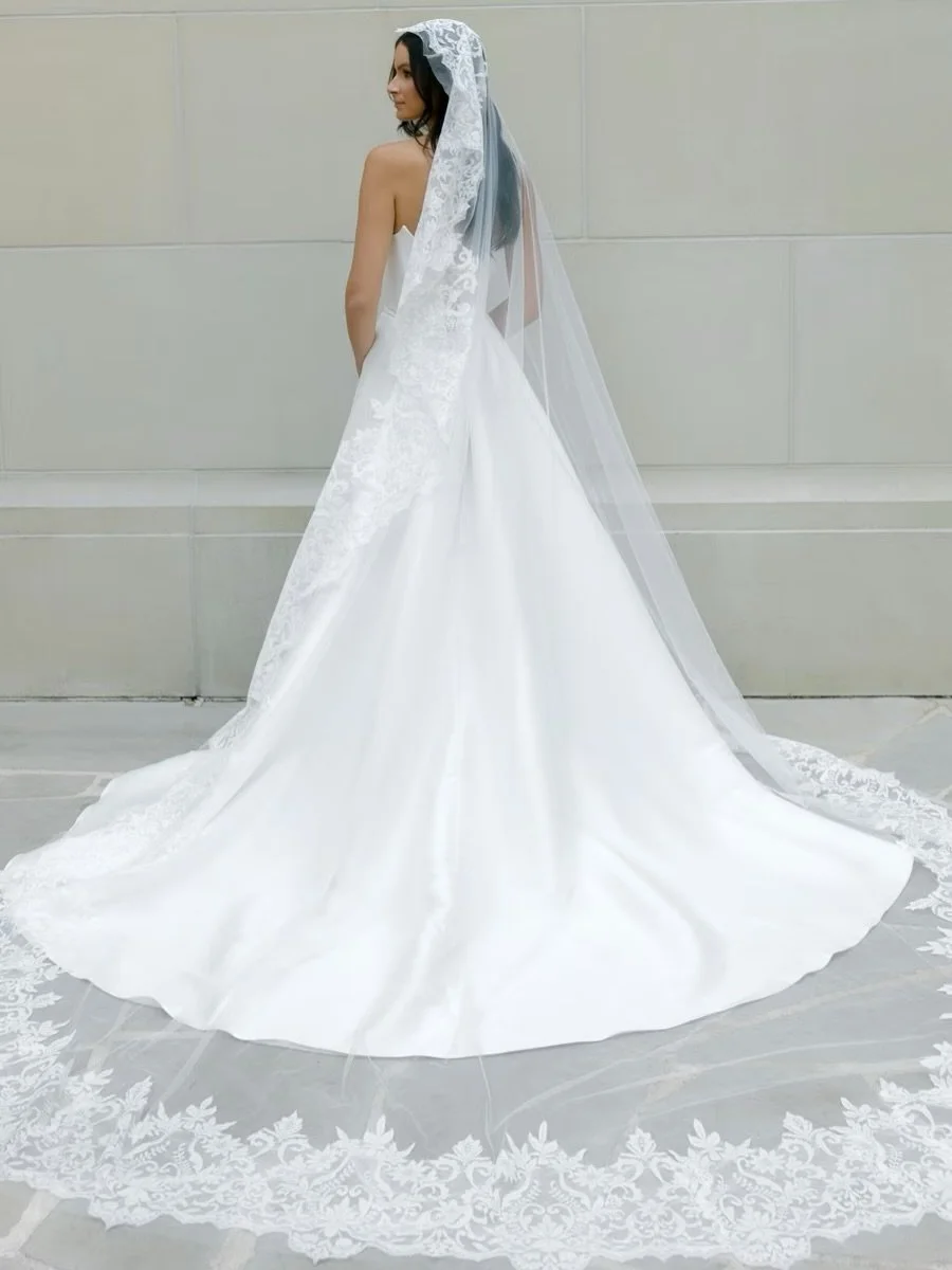 The finishing touch has arrived ✨

The full Locket by Watters veil collection is now at Juniper James Bridal and ready for you to try on.

Soft tulle. Romantic details. The moment everything comes together 🤍

Book your bridal appointment today throu