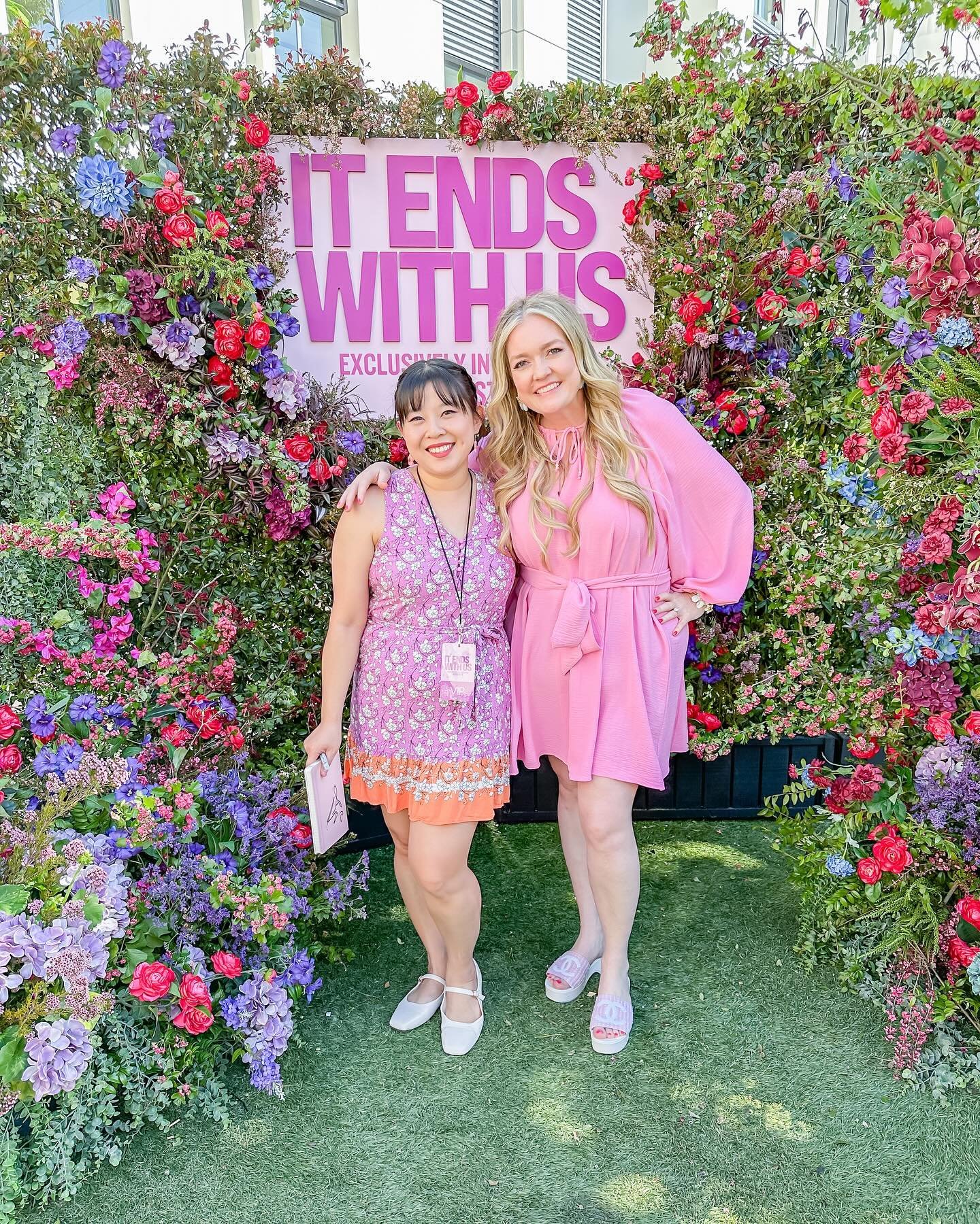 it ends with us 🌸

last week i was invited to be one of the very first people to see the @itendswithusmovie trailer and it was so good! (can we please talk about @taylorswift&rsquo;s &ldquo;my tears ricochet&rdquo; being perfectly used in the soundt