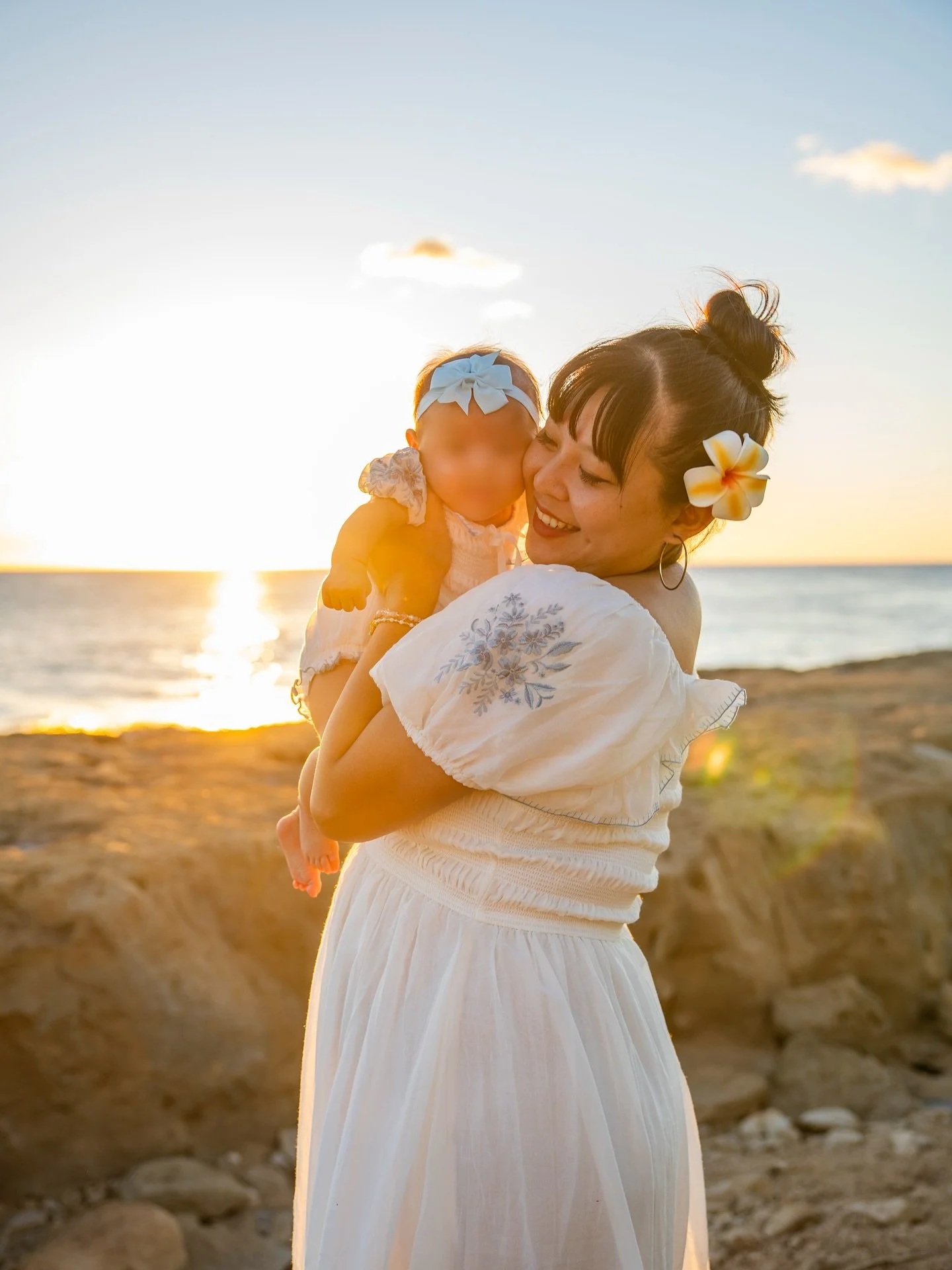 meet me in the afterglow ✨

📸: @kevintsengphotography

#DisneyStyle #DisneyCreators #DisneyParks #DisneyFamily #DisneyBaby #AulaniTime #ThatMagicalFeeling #IvyOnYou