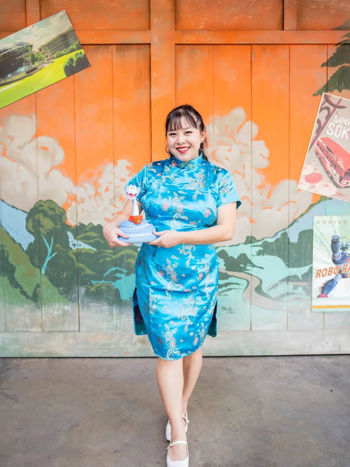 we shall succeed 🐍

it&rsquo;s almost time to say goodbye to the year of the snake, so it felt fitting to dress up as gary de&rsquo;snake for the occasion. 2025 was a year of transformation, spent shedding the past in order to make room for the pers