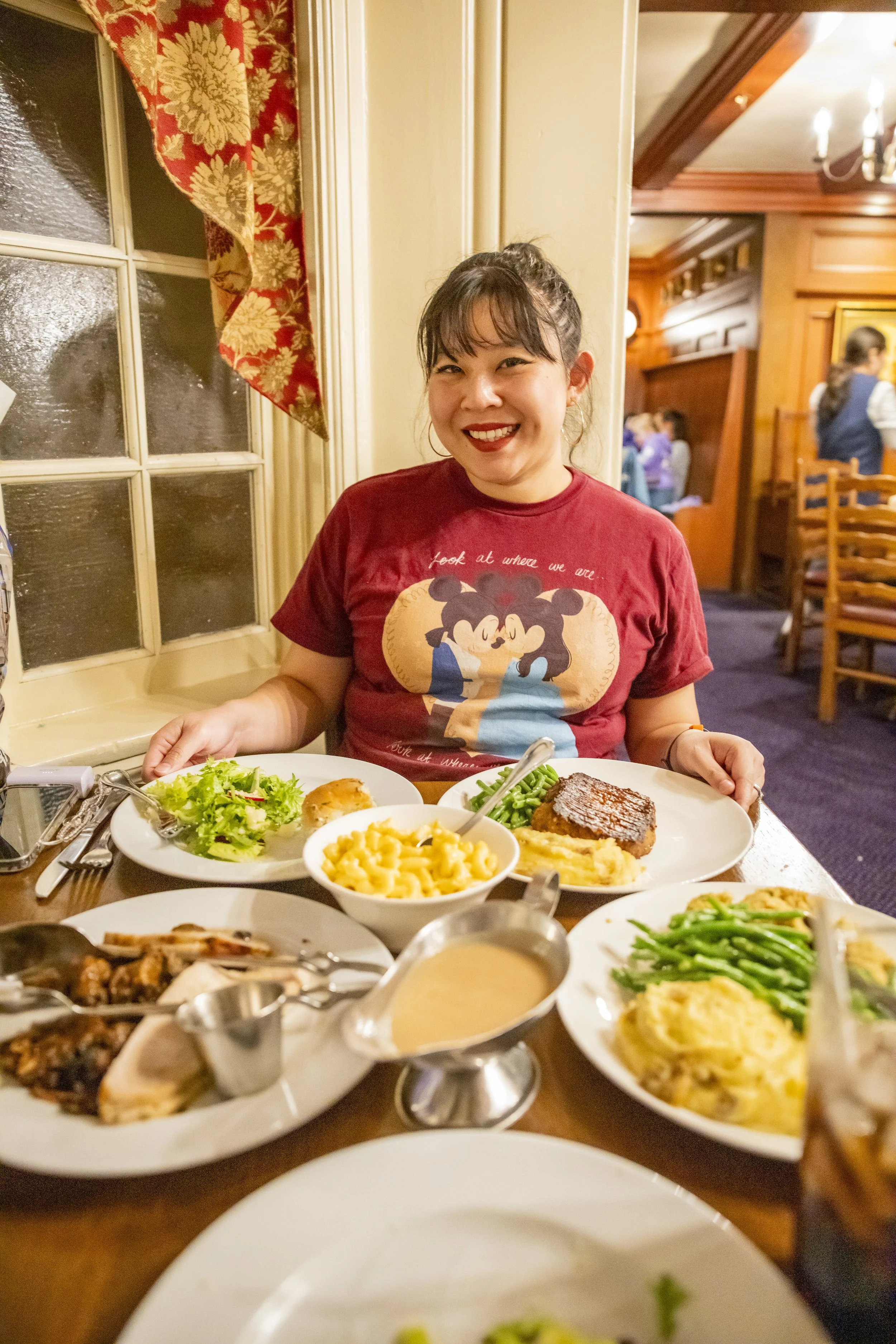 Everything You Need to Know About Liberty Tree Tavern | Walt Disney World Restaurant