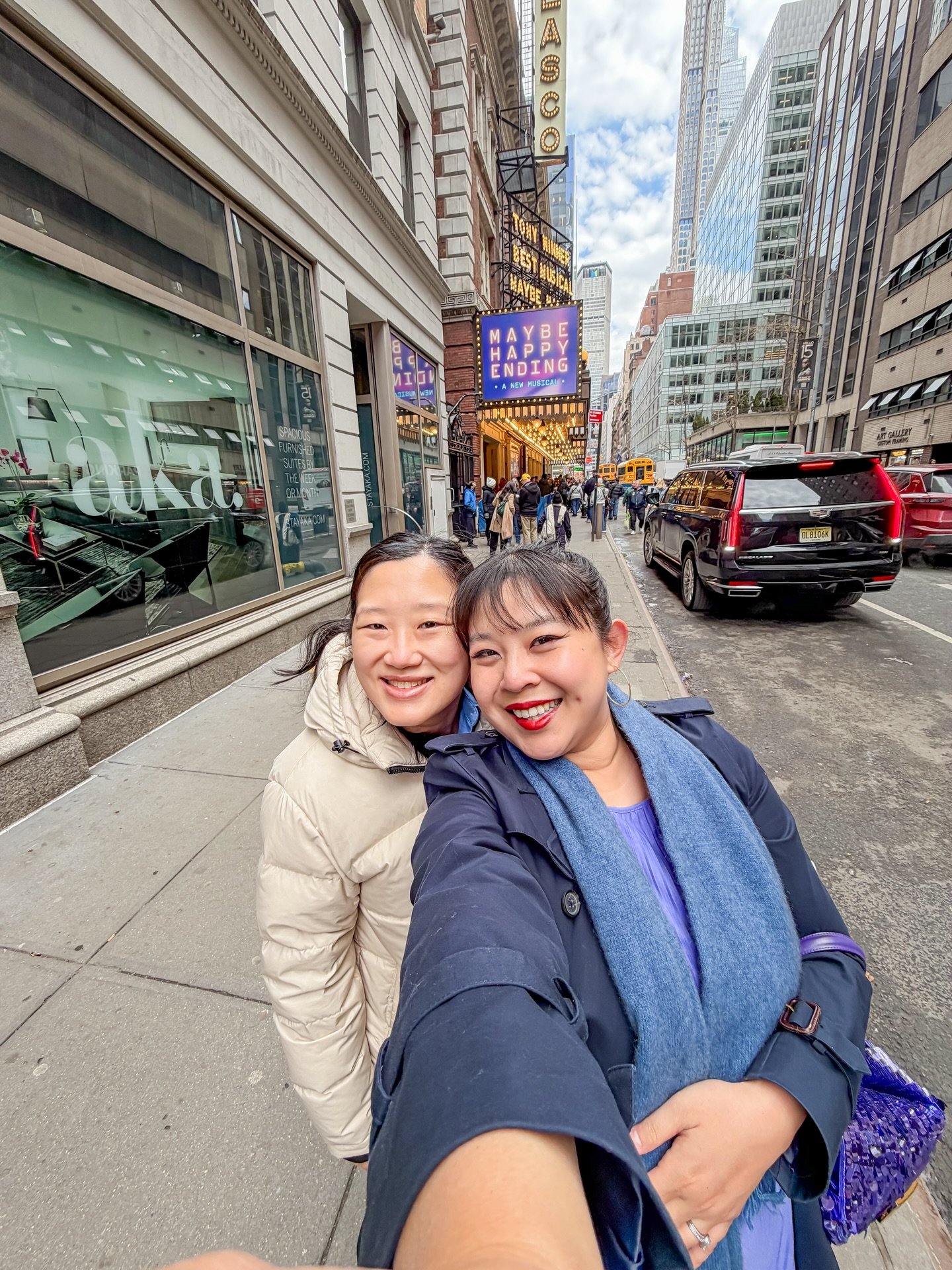 is this our maybe happy ending? 🪴

i couldn&rsquo;t come all the way to new york and not see a broadway show, so my bestie and i had a mamas&rsquo; afternoon out to finally see @maybehappyending! i&rsquo;ve been wanting to see this ever since it deb