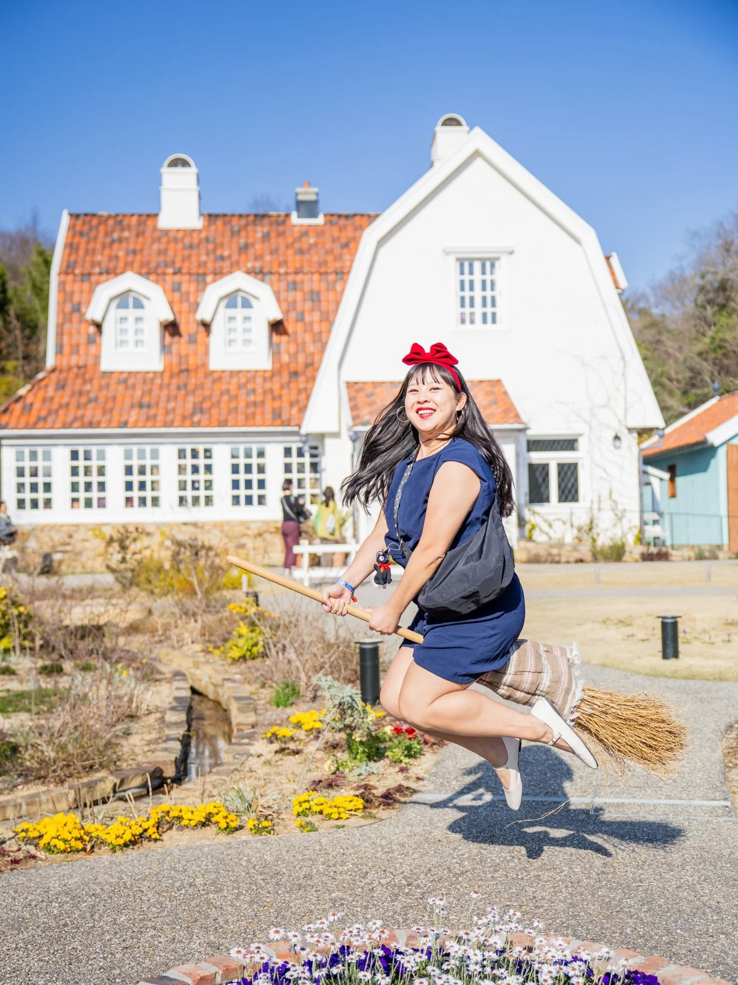 we fly with our spirit 🧹

i was so excited to finally check out ghibli park - a theme park dedicated to immersing you in @ghibliusa films! we had a bit of a wild morning that ended up setting us back quite a bit, so unfortunately we only had about t