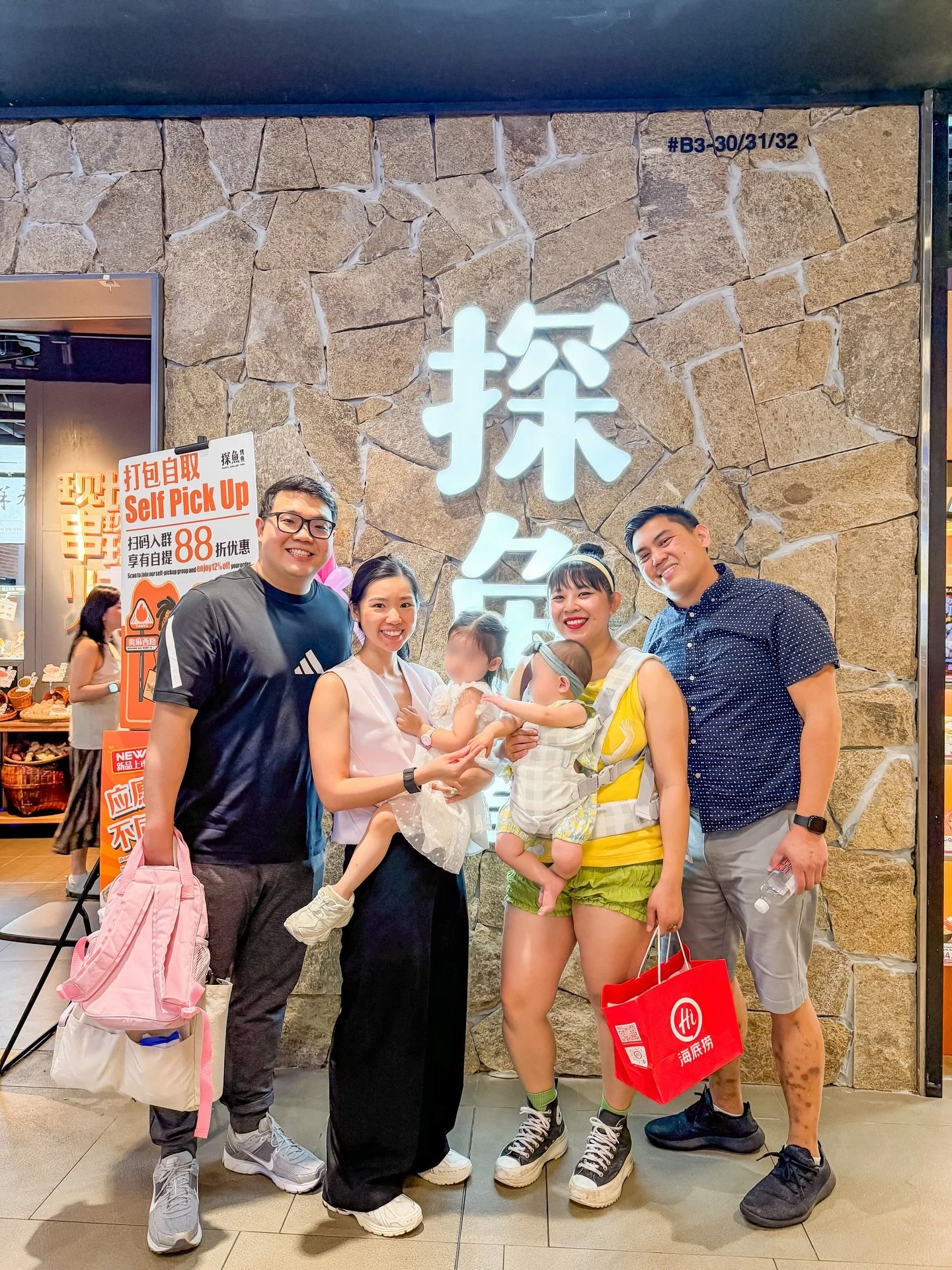 we&rsquo;re giving love in a family dose ❤️

on our second day in singapore, i got to see my cousin and godsister for the first time in almost 20 years! we haven&rsquo;t kept in close touch over the last two decades, but somehow it felt like we were 