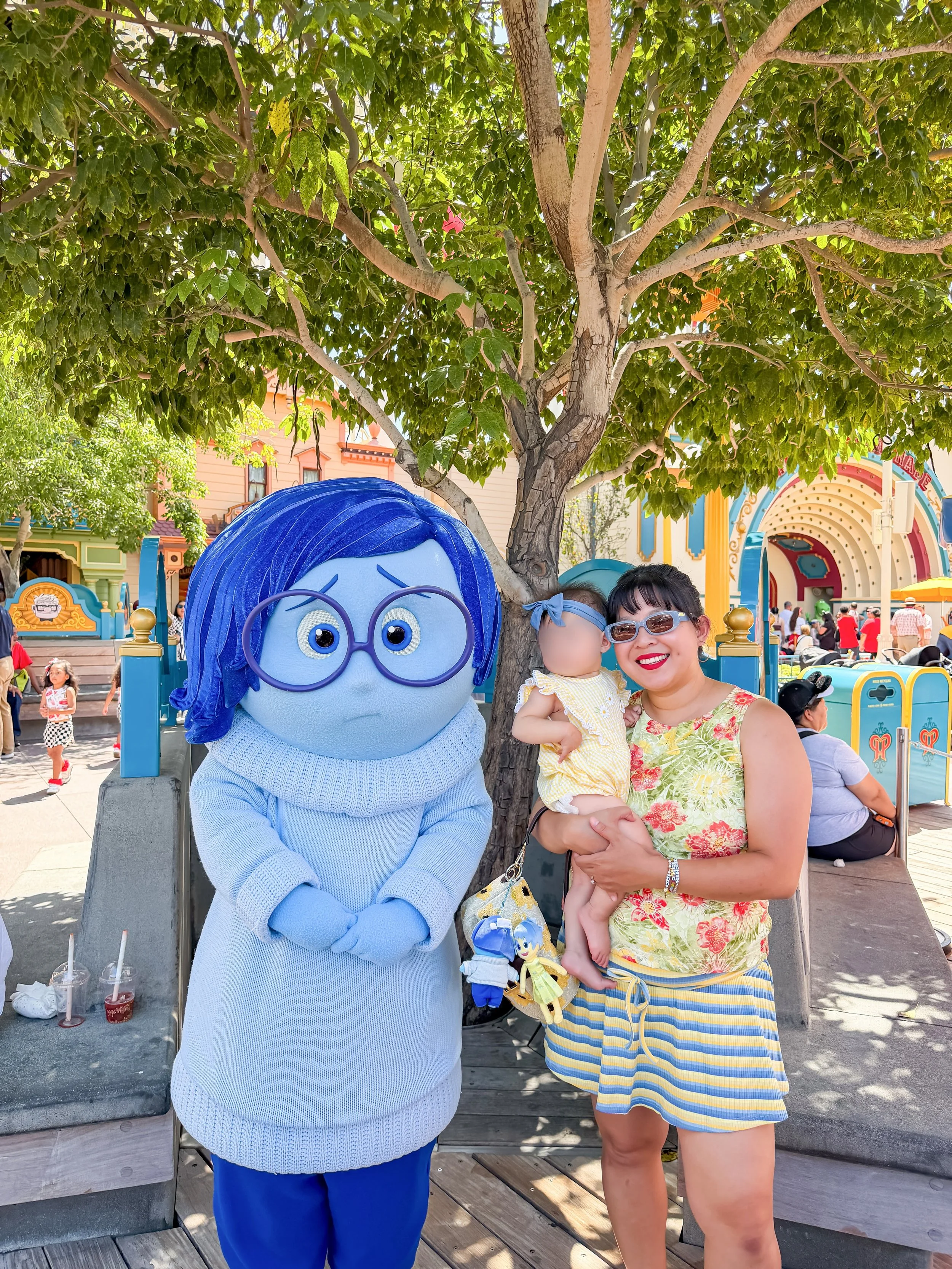 we seem pretty sad for two livies who can&rsquo;t wait for @oliviarodrigo&rsquo;s new album 🩵

#DisneyStyle #InsideOut #Pixar