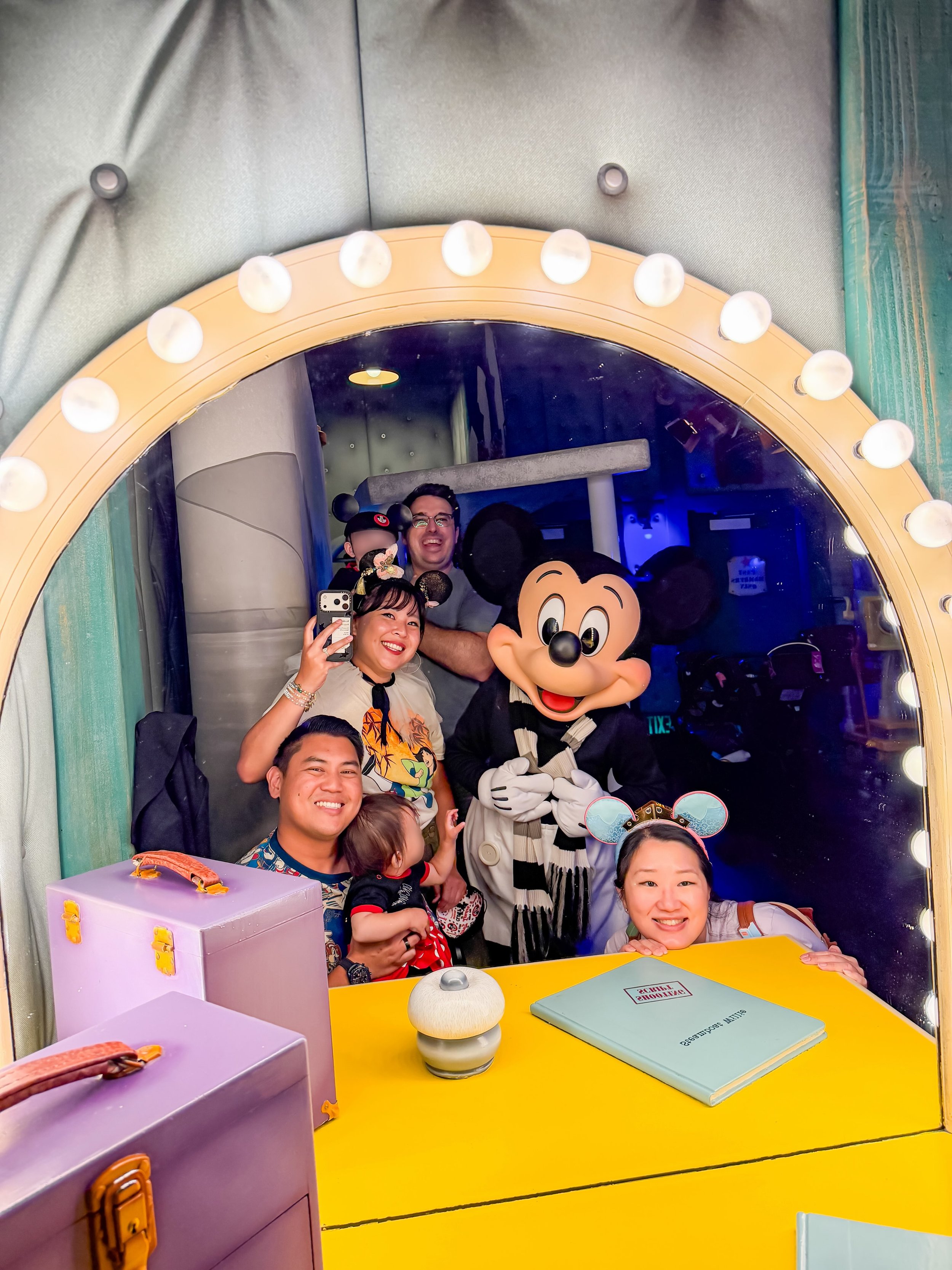 we&rsquo;re pumpin&rsquo; up the party now 🥳

let&rsquo;s be real, i wouldn&rsquo;t want to spend my birthday anywhere else ✨

#Disneyland #DisneyParks #DisneyStyle