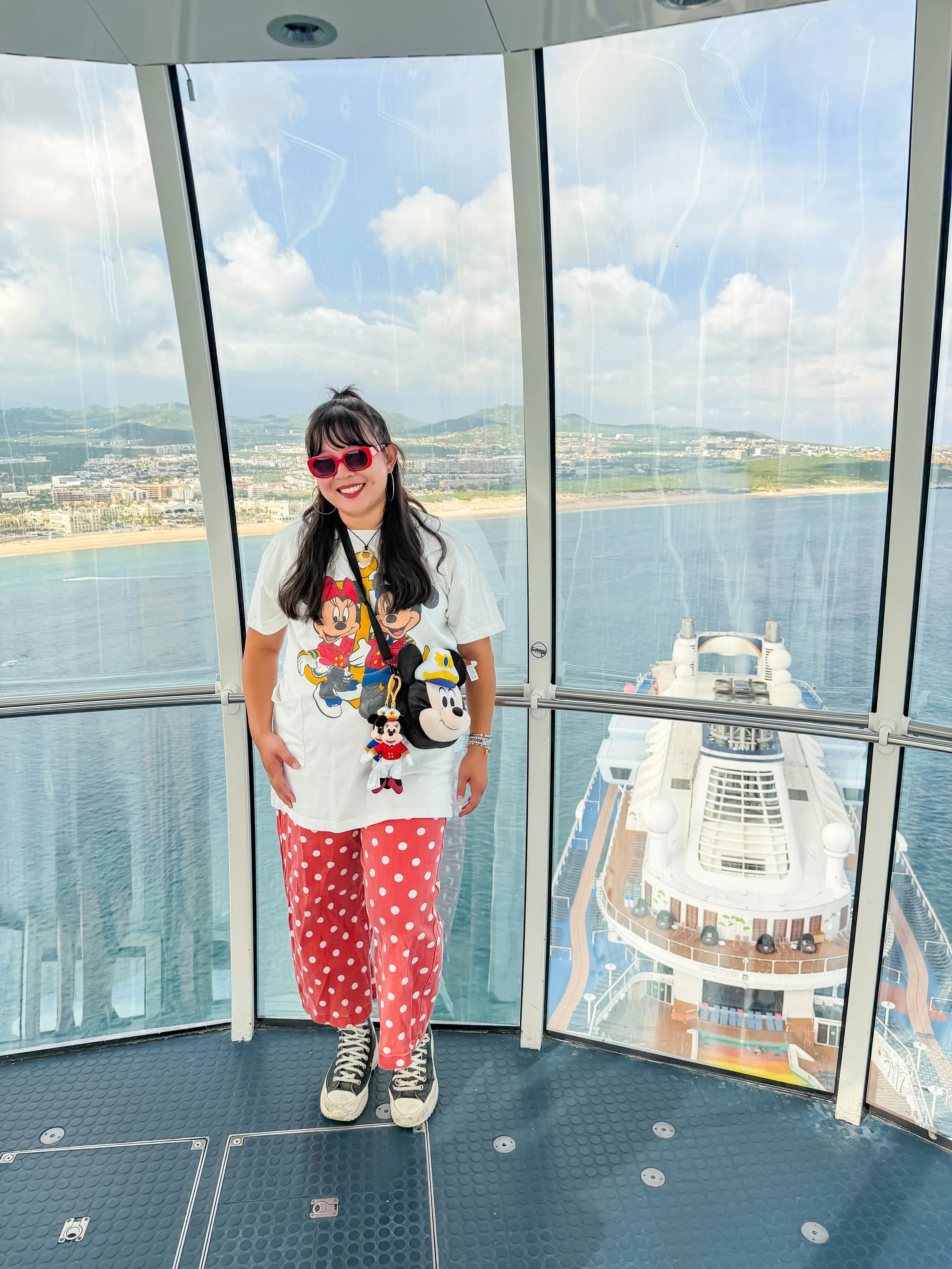 now that&rsquo;s what i call live entertainment! 🪩✨

#Cabo #RoyalCaribbean #QuantumOfTheSeas #CruiseLife