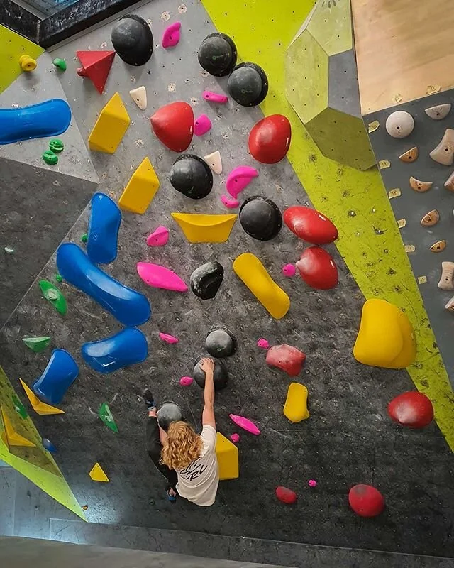 The setters here have been busy today... Delivering 24 new boulders for you to play on!
#newboulders #bouldering #indoorclimbing