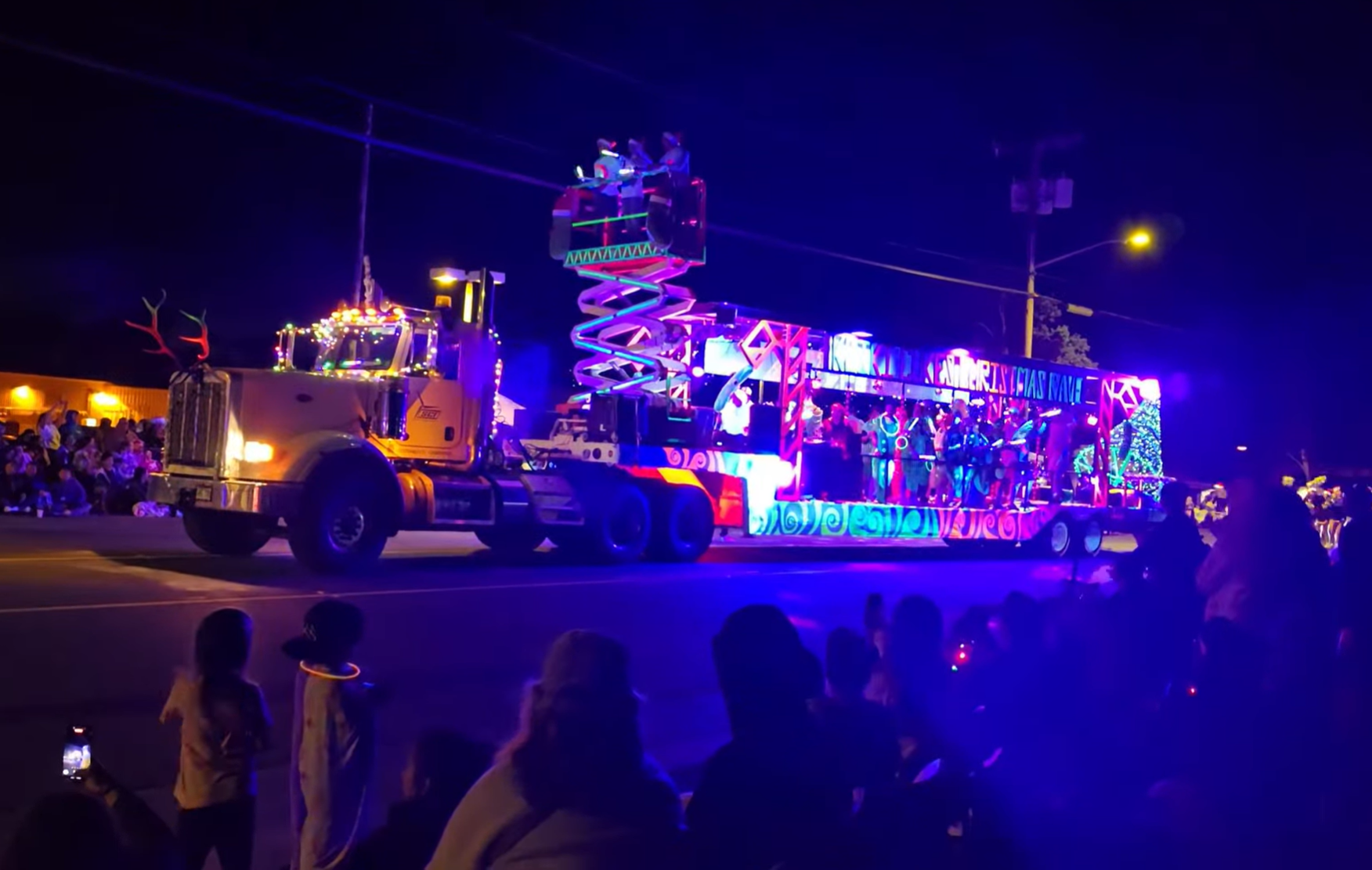 WCA - 2025 Christmas Parade - Keiki Kukes.png