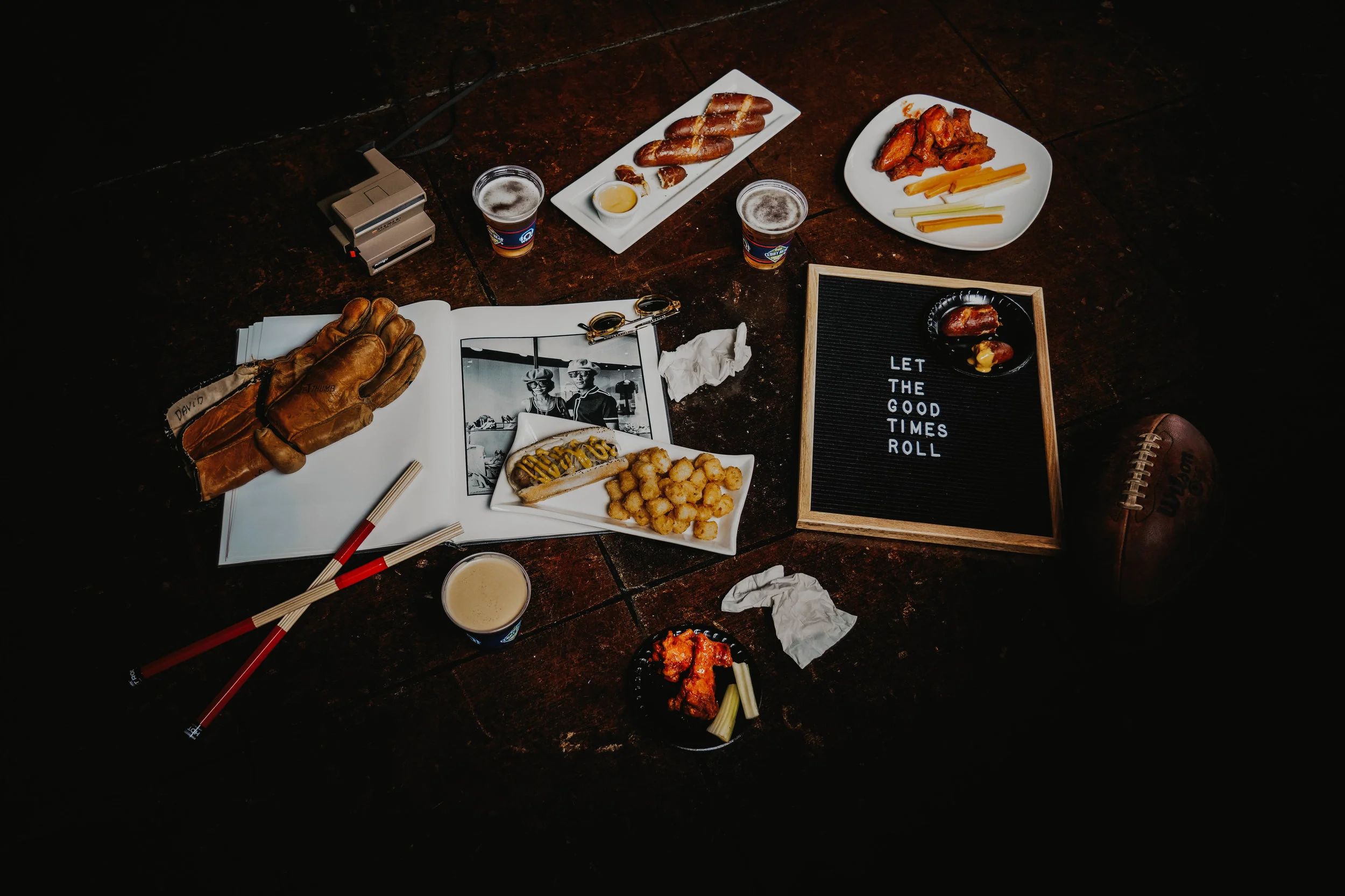 FOOD &amp; DRINK MENUS