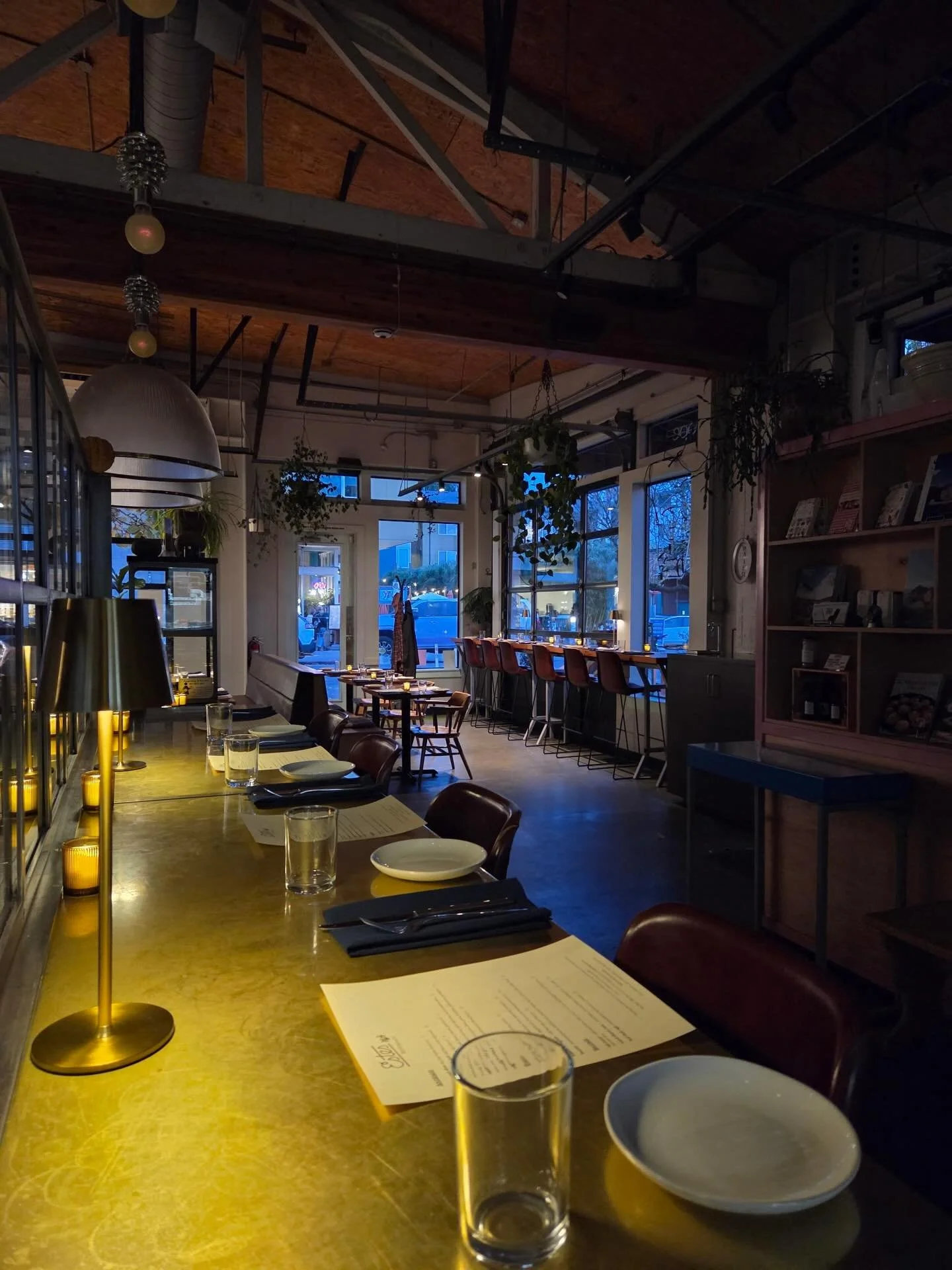 NEW HOURS

Estes is now open on Sunday! One more day to get your pasta fix and Eat Your Holiday Feelings! 

WED- THU - SUN 5-9
FRI - SAT 5-10

I&rsquo;ll be honest - business has been kinda wild - we&rsquo;re either slammed or dead slow, and I know a